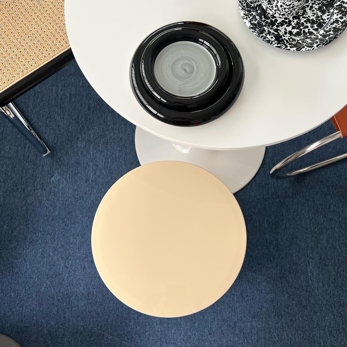 C41 Objet Side Stool