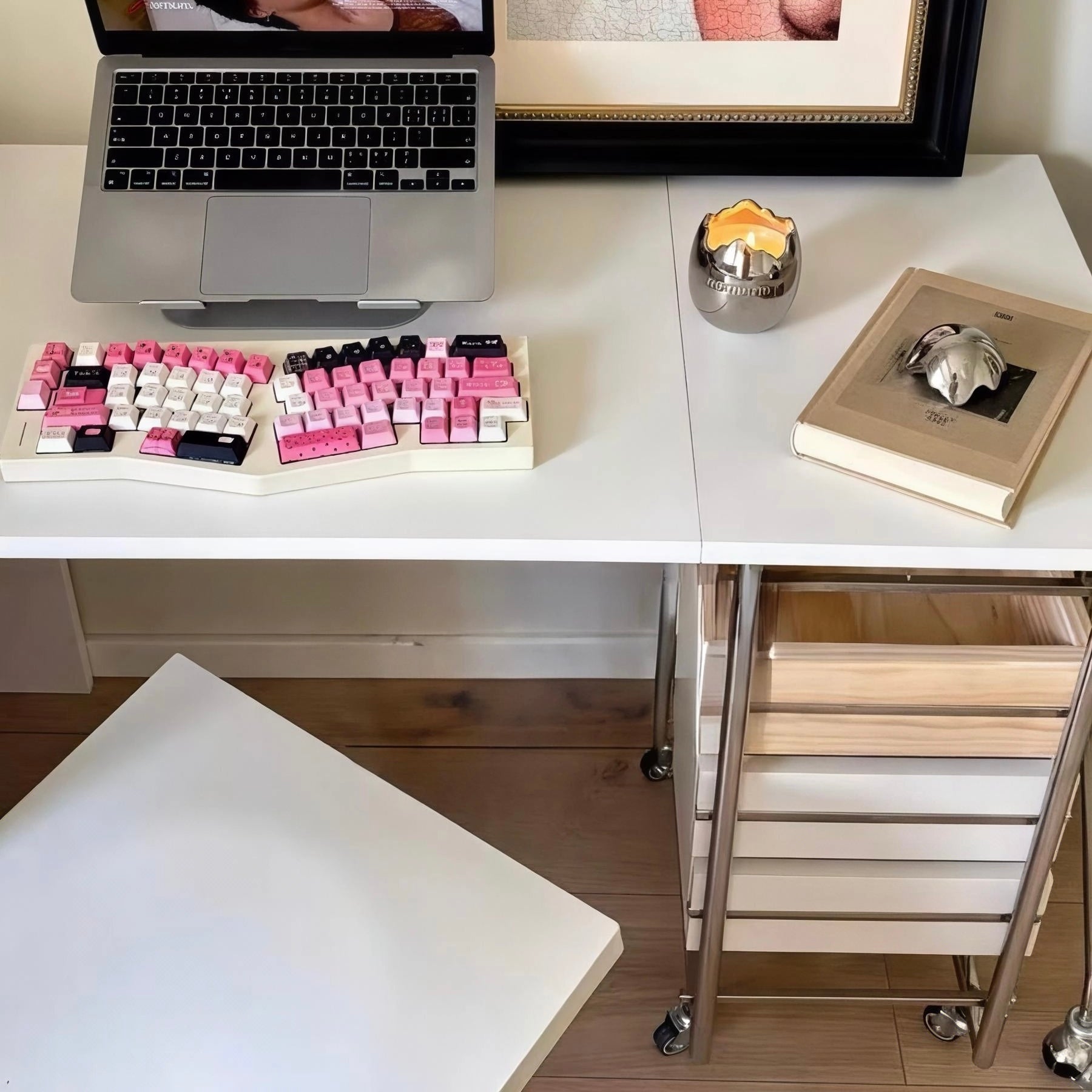 Mulch work desk