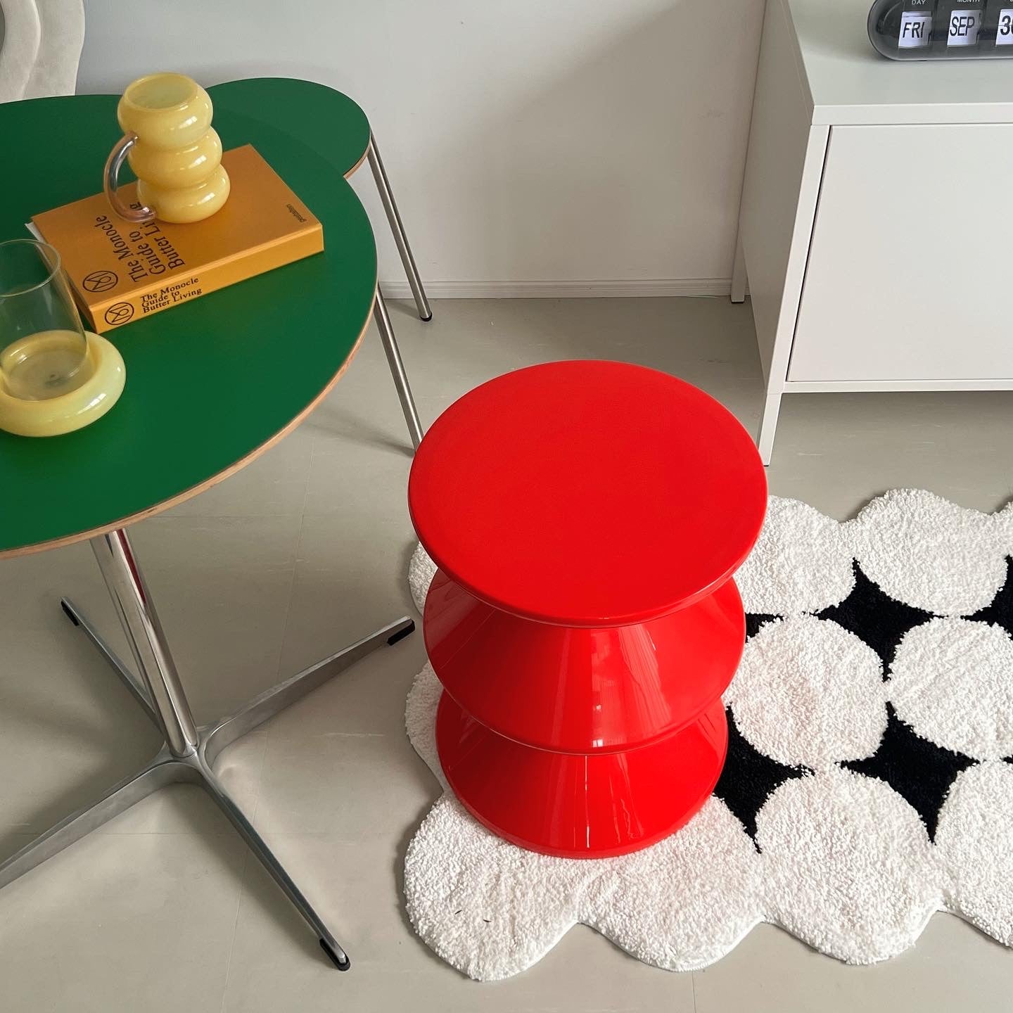 C41 Objet side stool