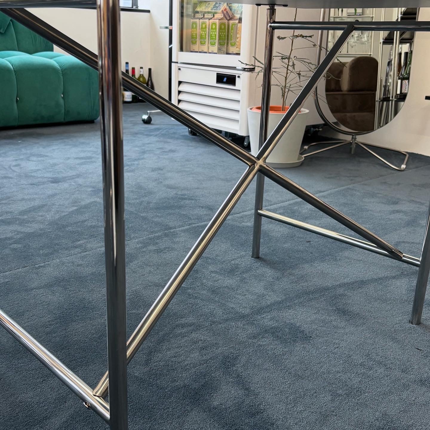 Modern Office Table