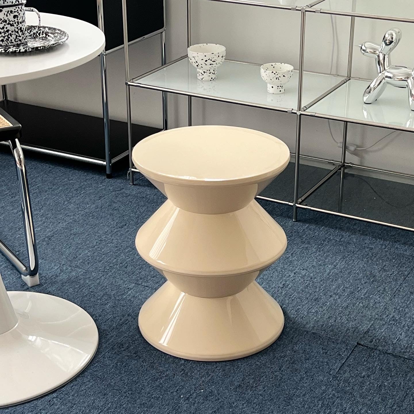C41 Objet Side Stool