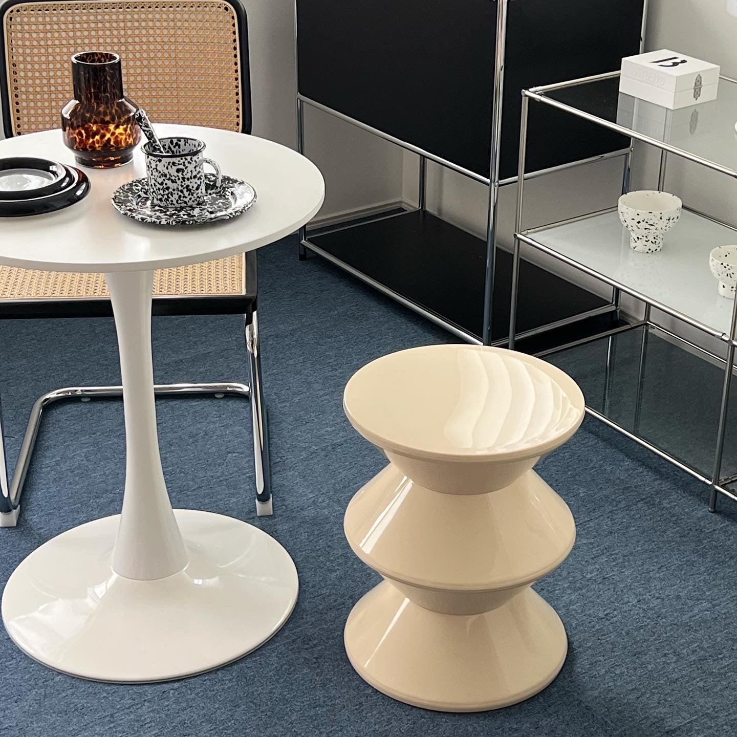 C41 Objet Side Stool