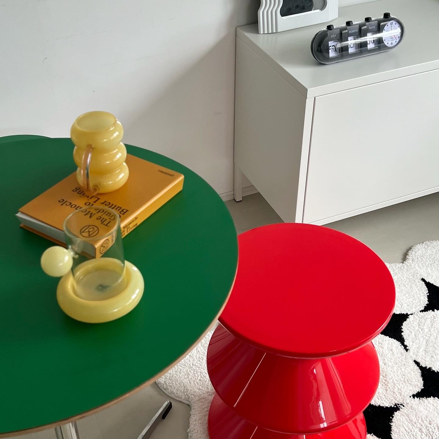 C41 Objet side stool