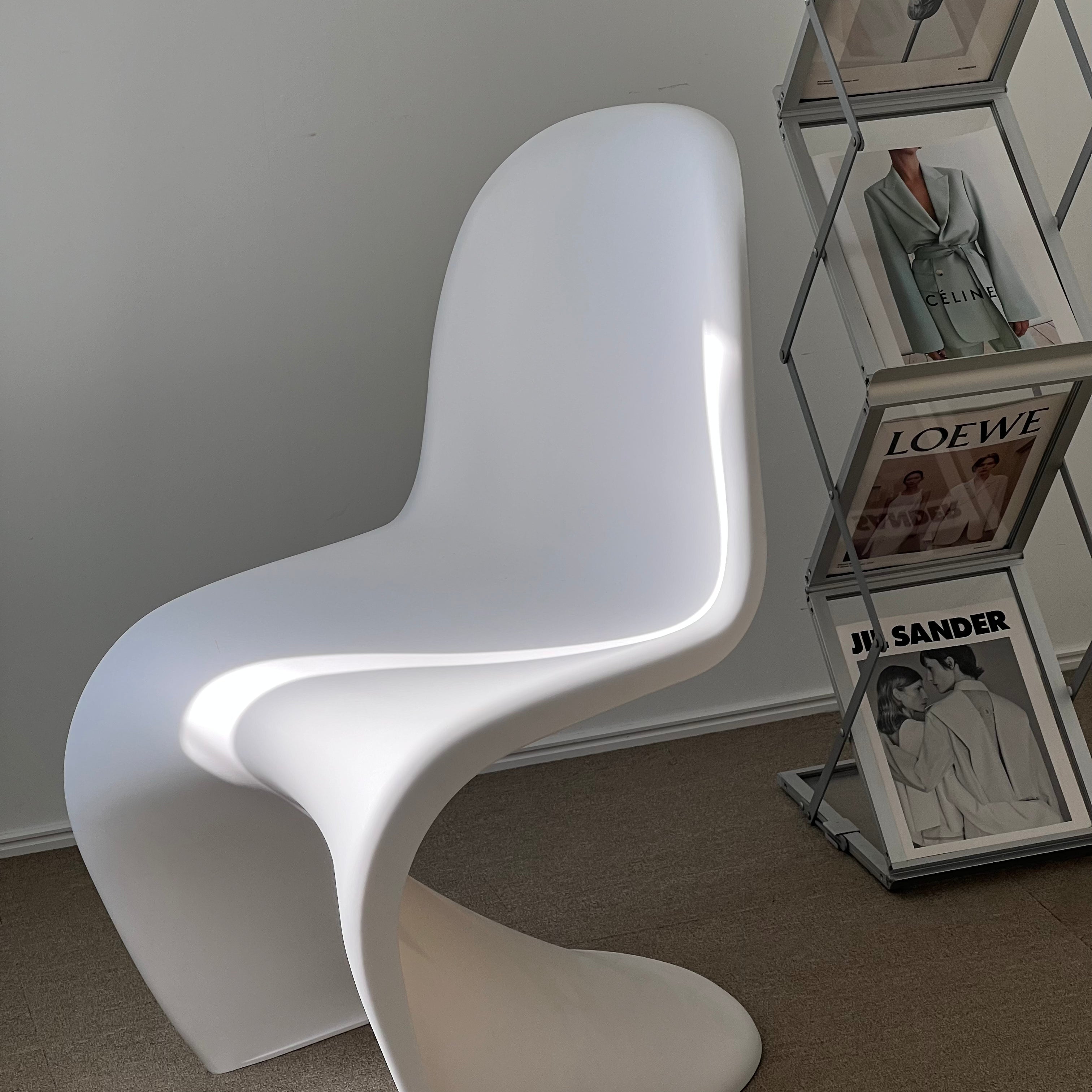 C27 Colorful Elegant Chair