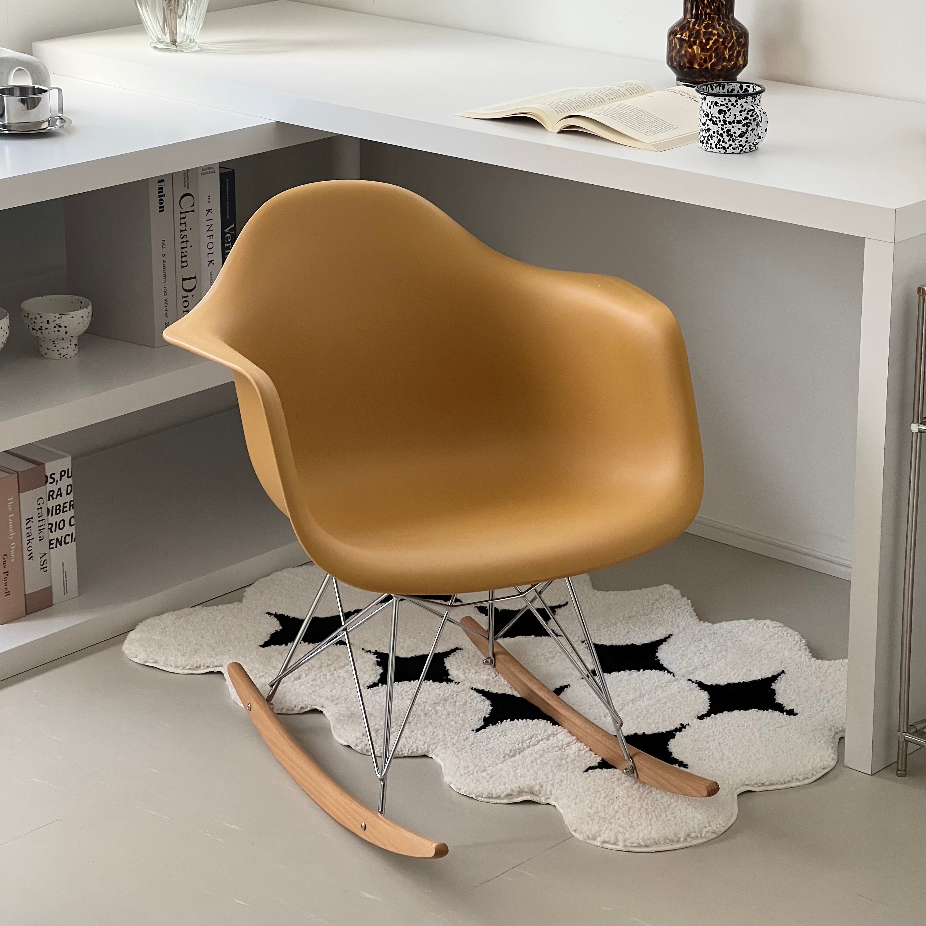 C48 swing egg chair