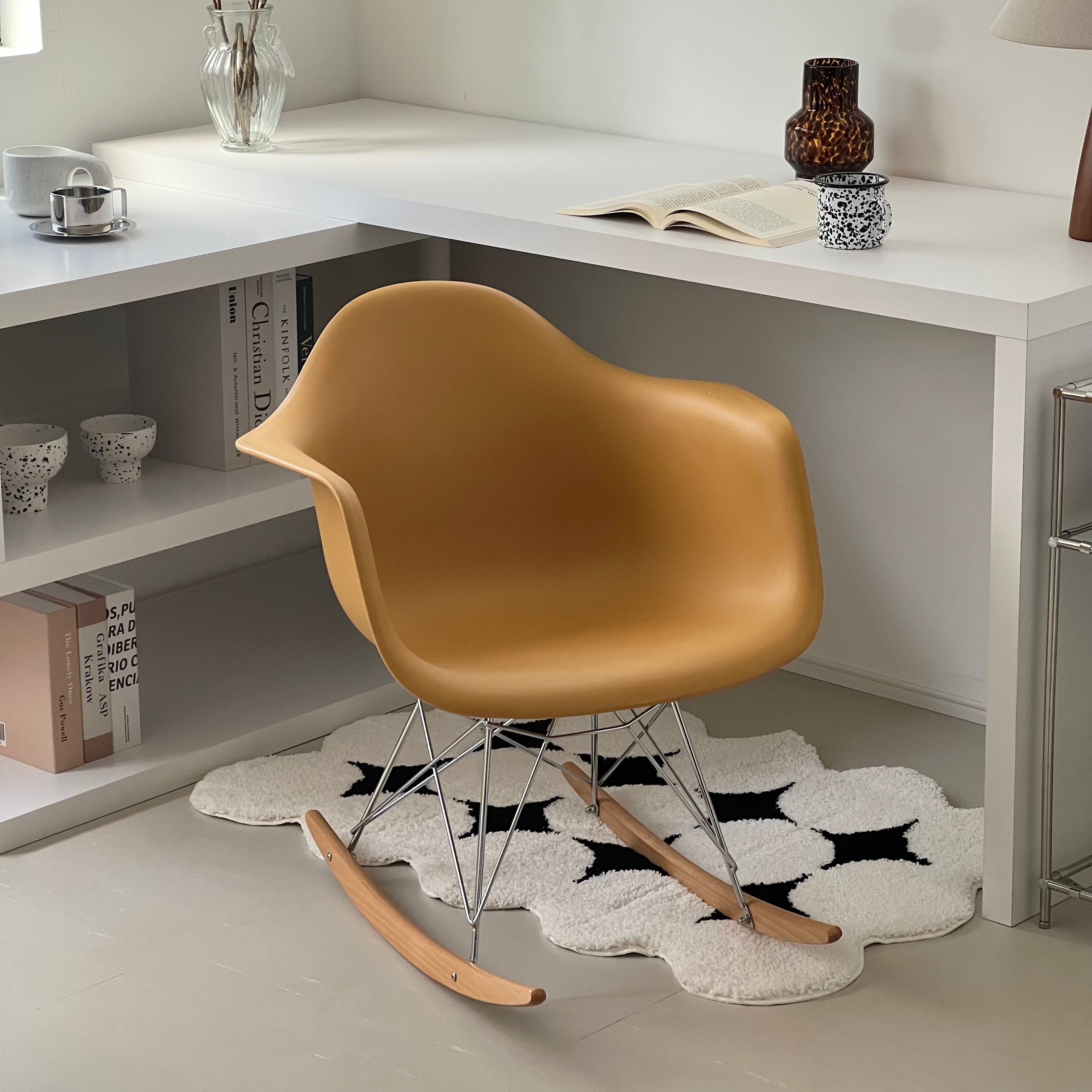 C48 swing egg chair