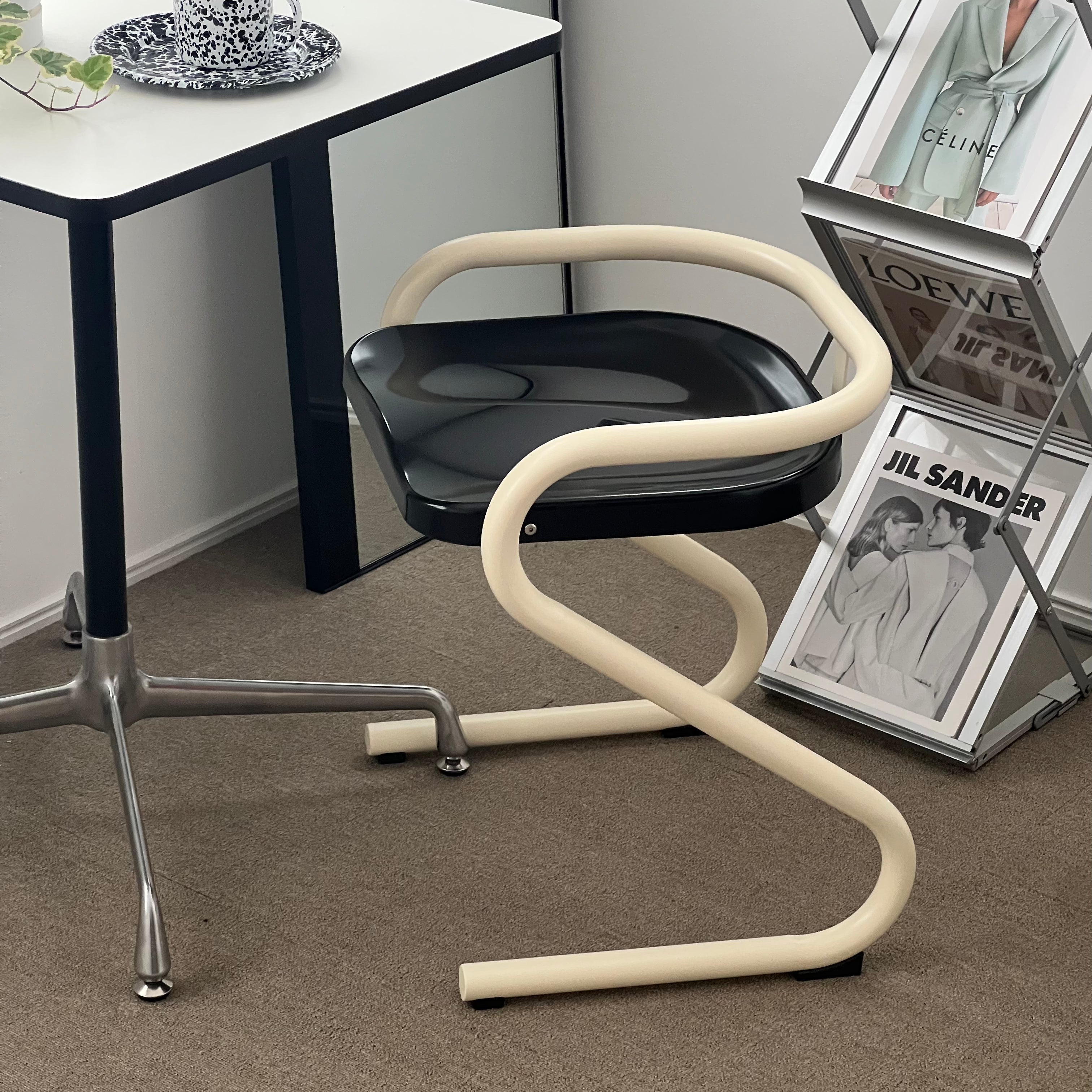 C39 Colorful Multi Chair