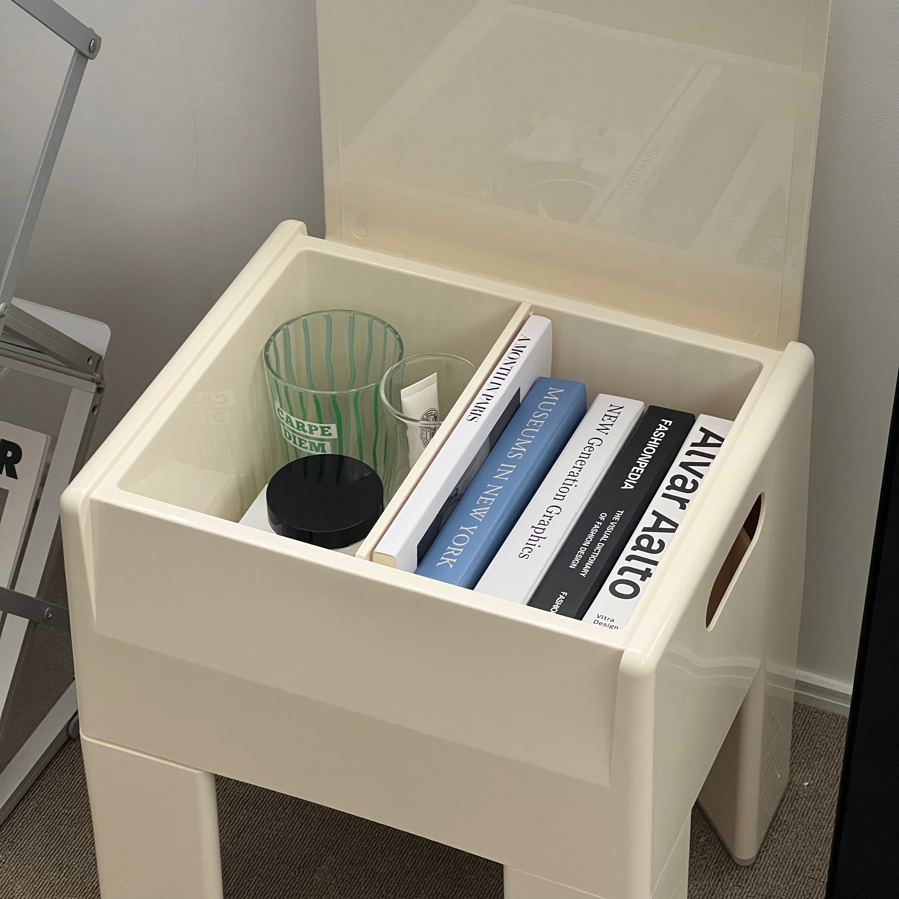 C40 Strage Stool
