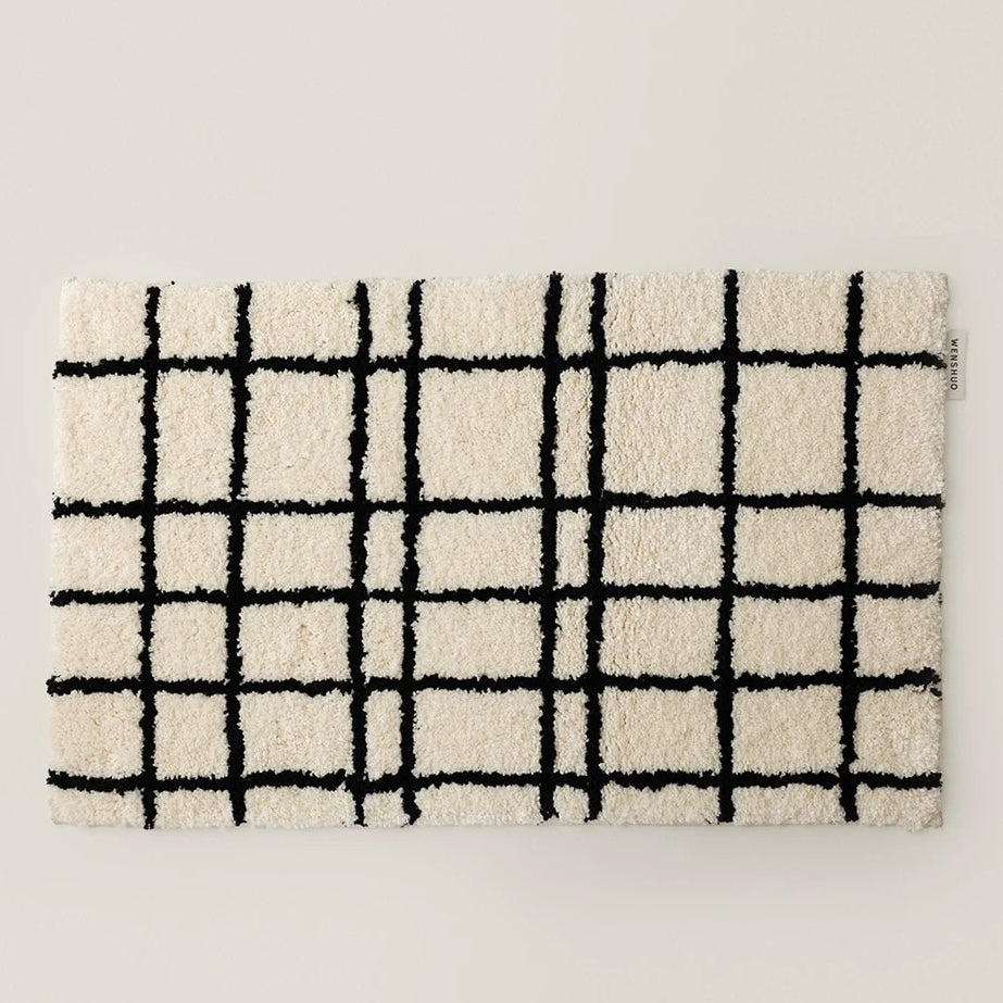 Black check Rug