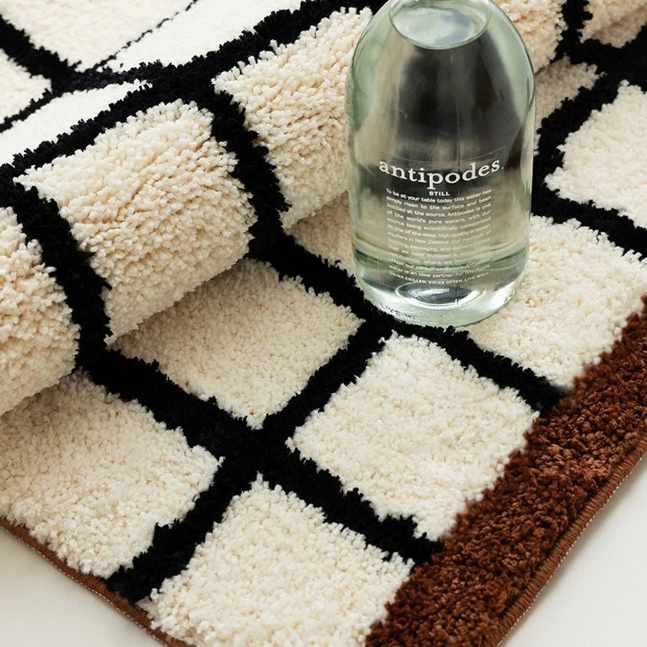Classic checkline Rug