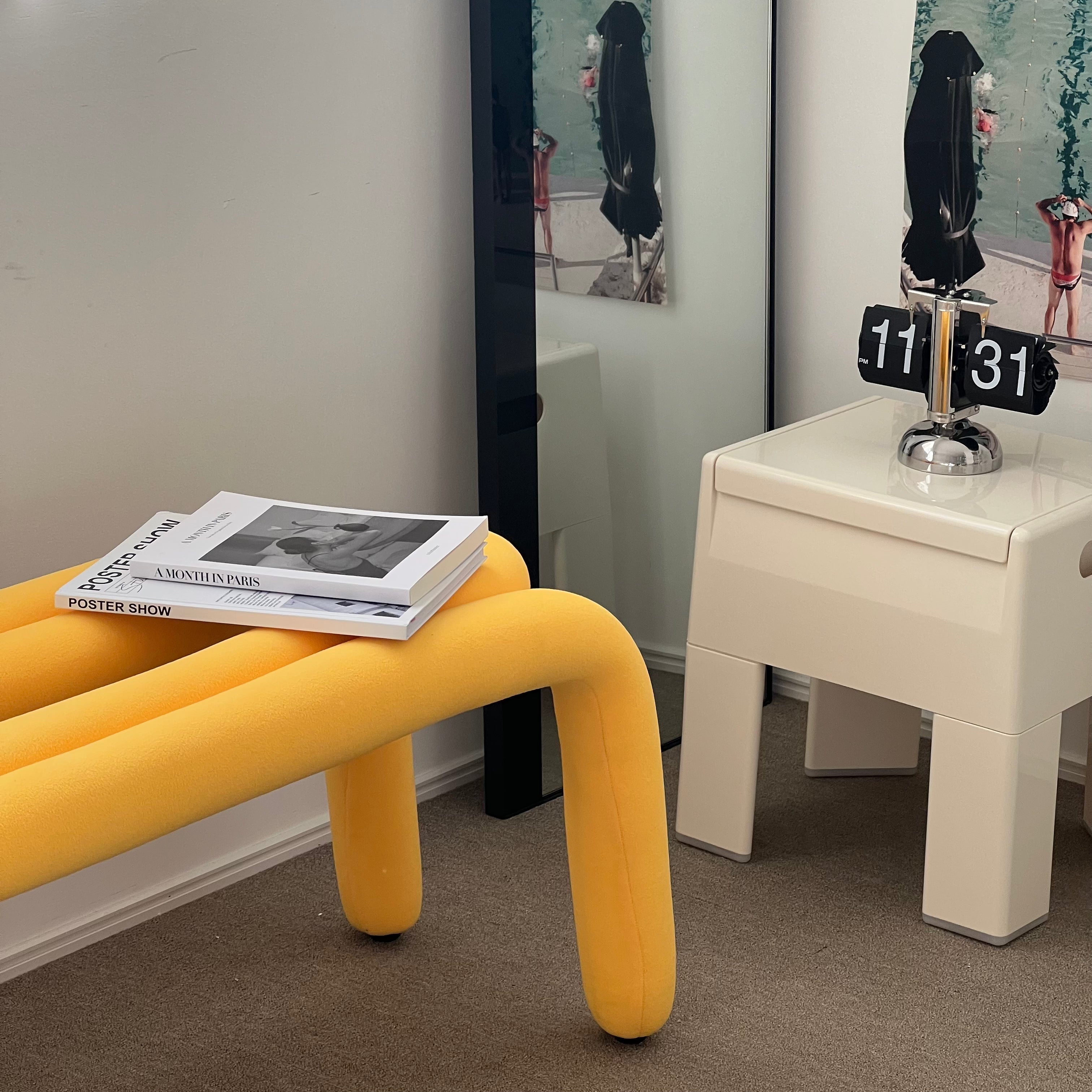 C22 Design Flex Banch