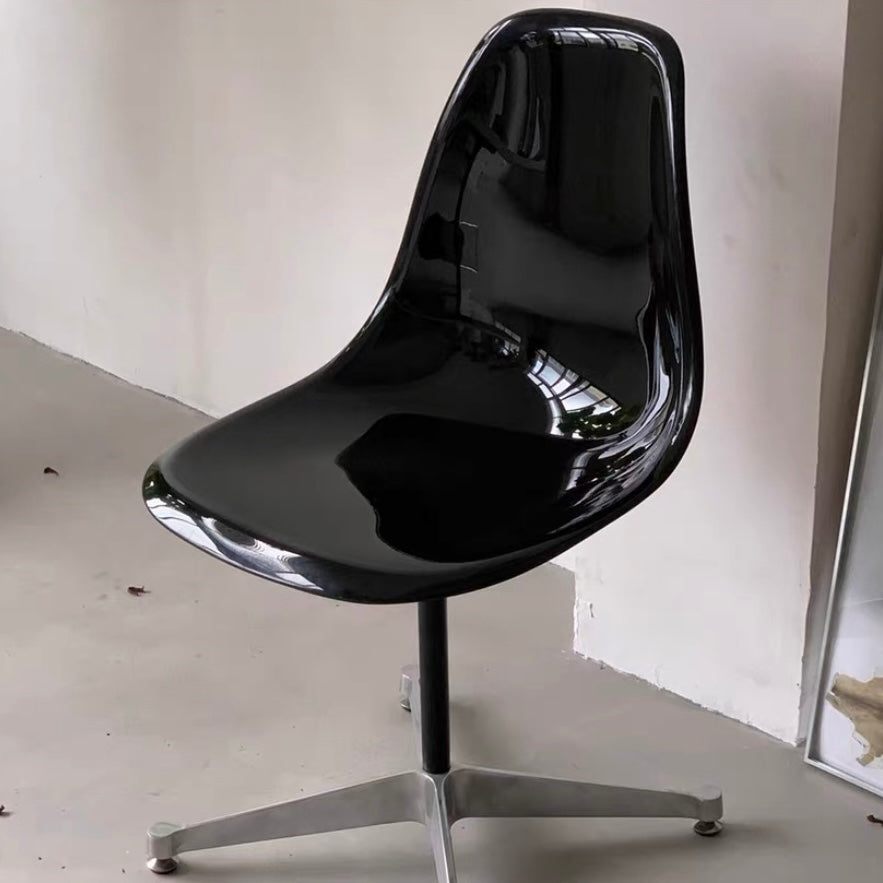 C54 Colorful laundry chair