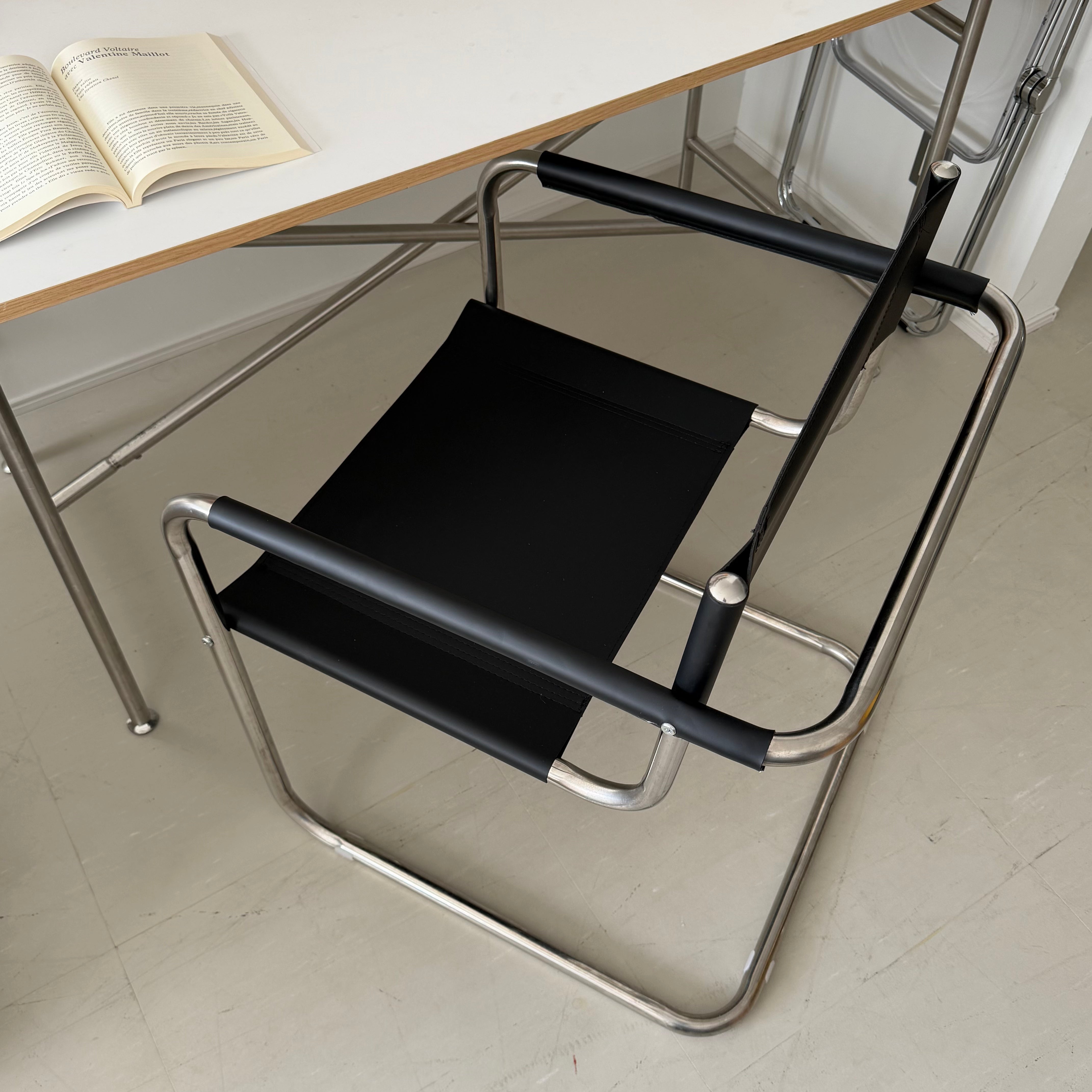 【B-SALE】C4 Stainless Arm Chair