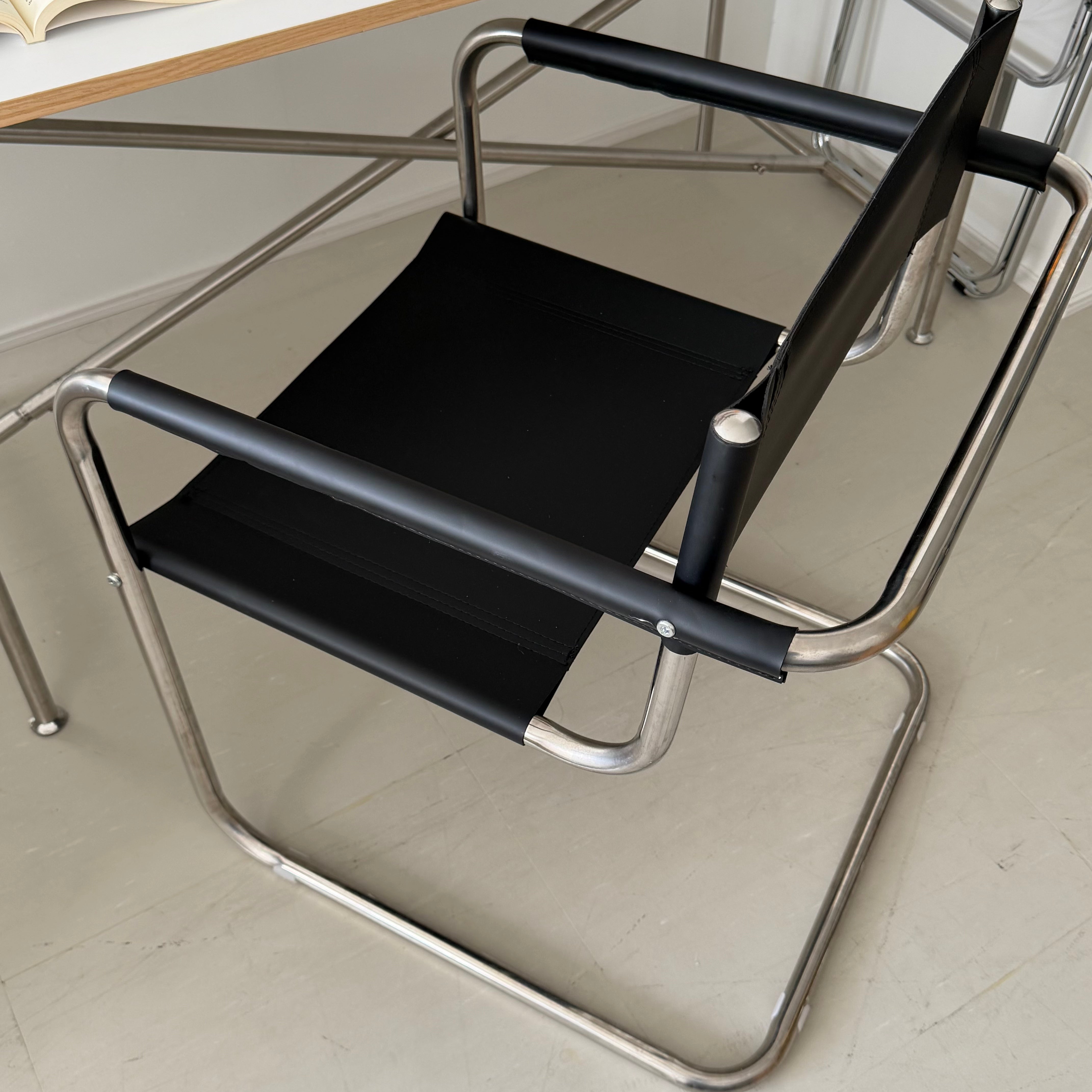 【B-SALE】C4 Stainless Arm Chair