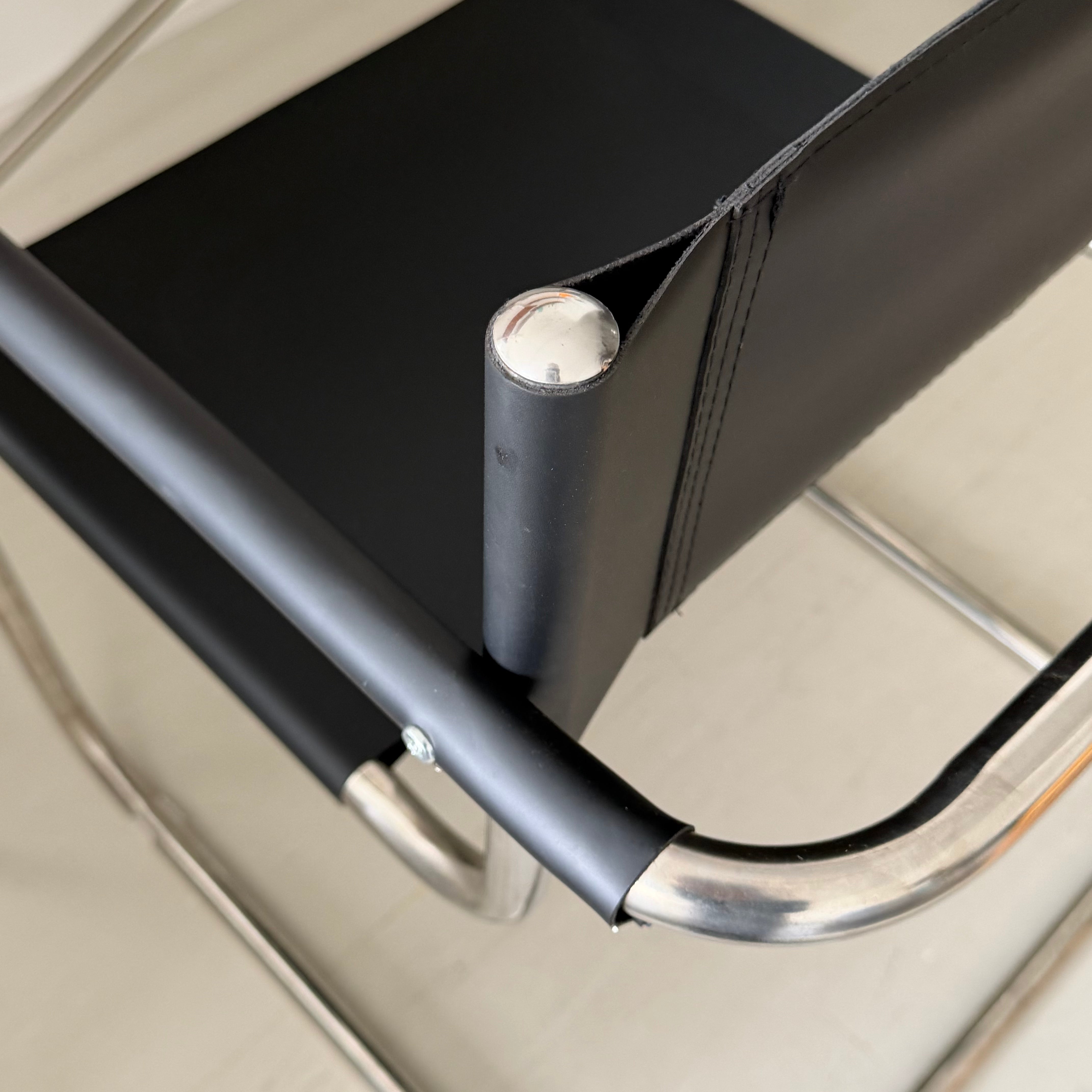 【B-SALE】C4 Stainless Arm Chair