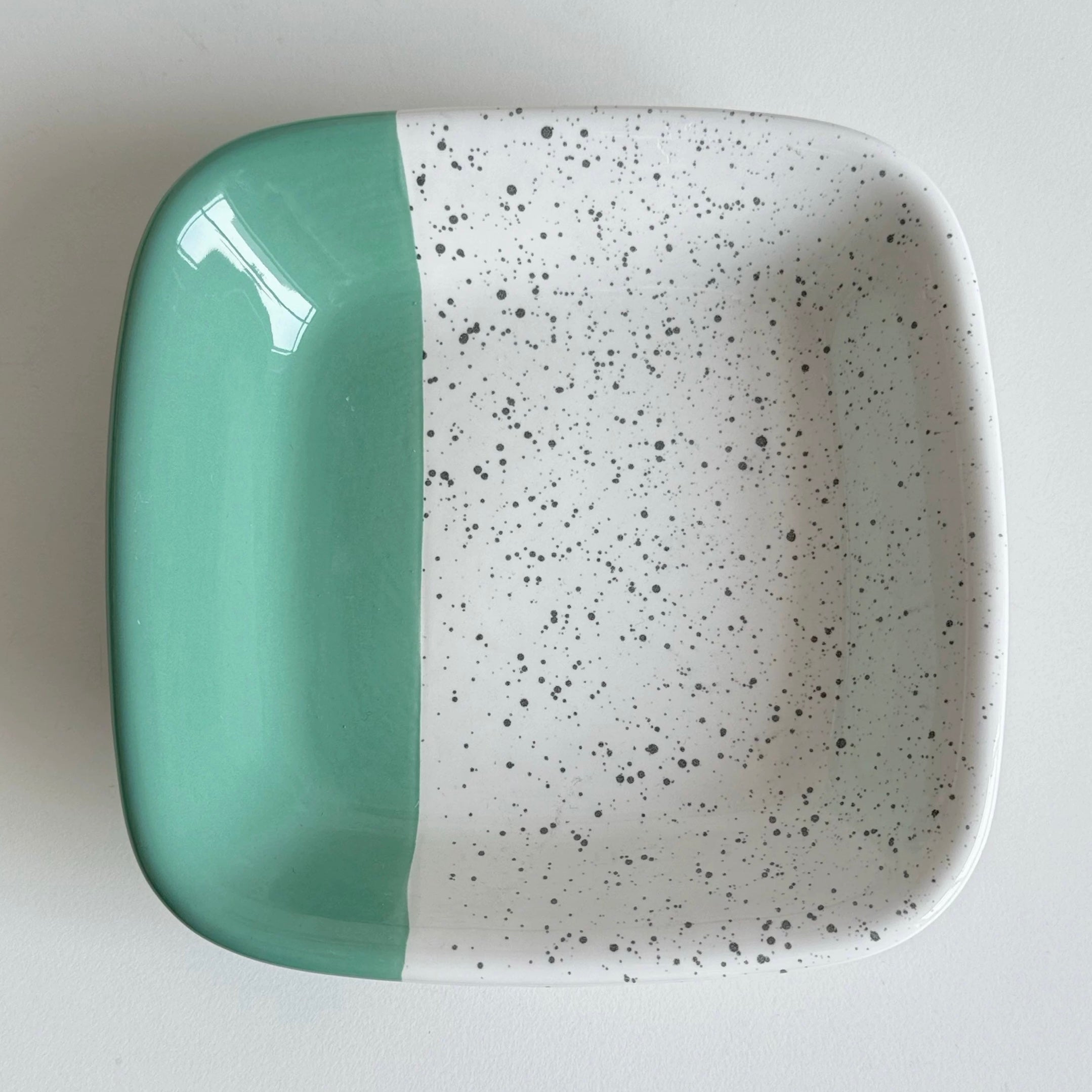 Sophi sand plate
