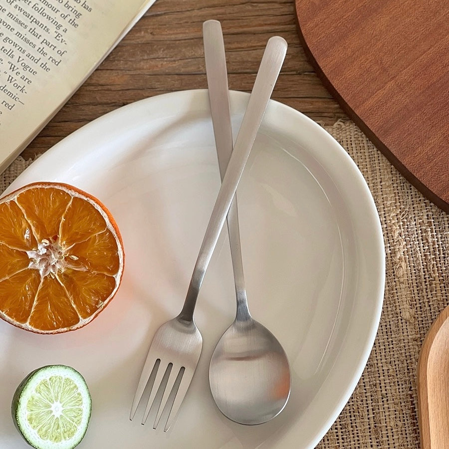 Long hand cutlery