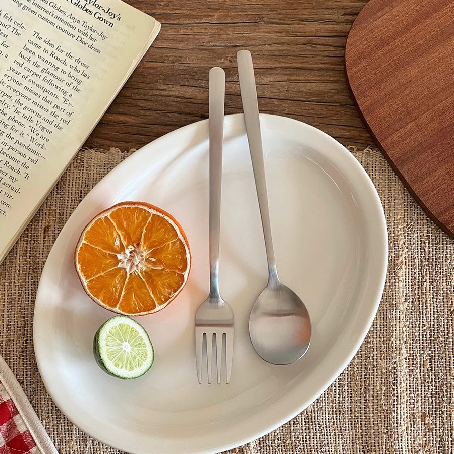 Long hand cutlery