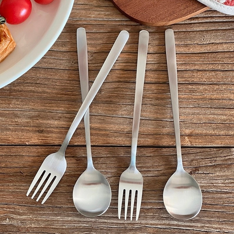 Long hand cutlery