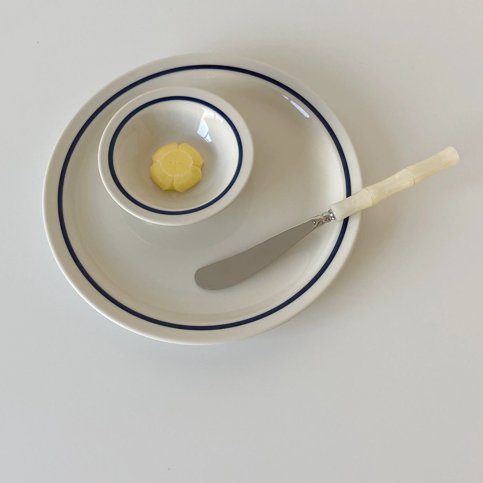 Clearstone cutlery