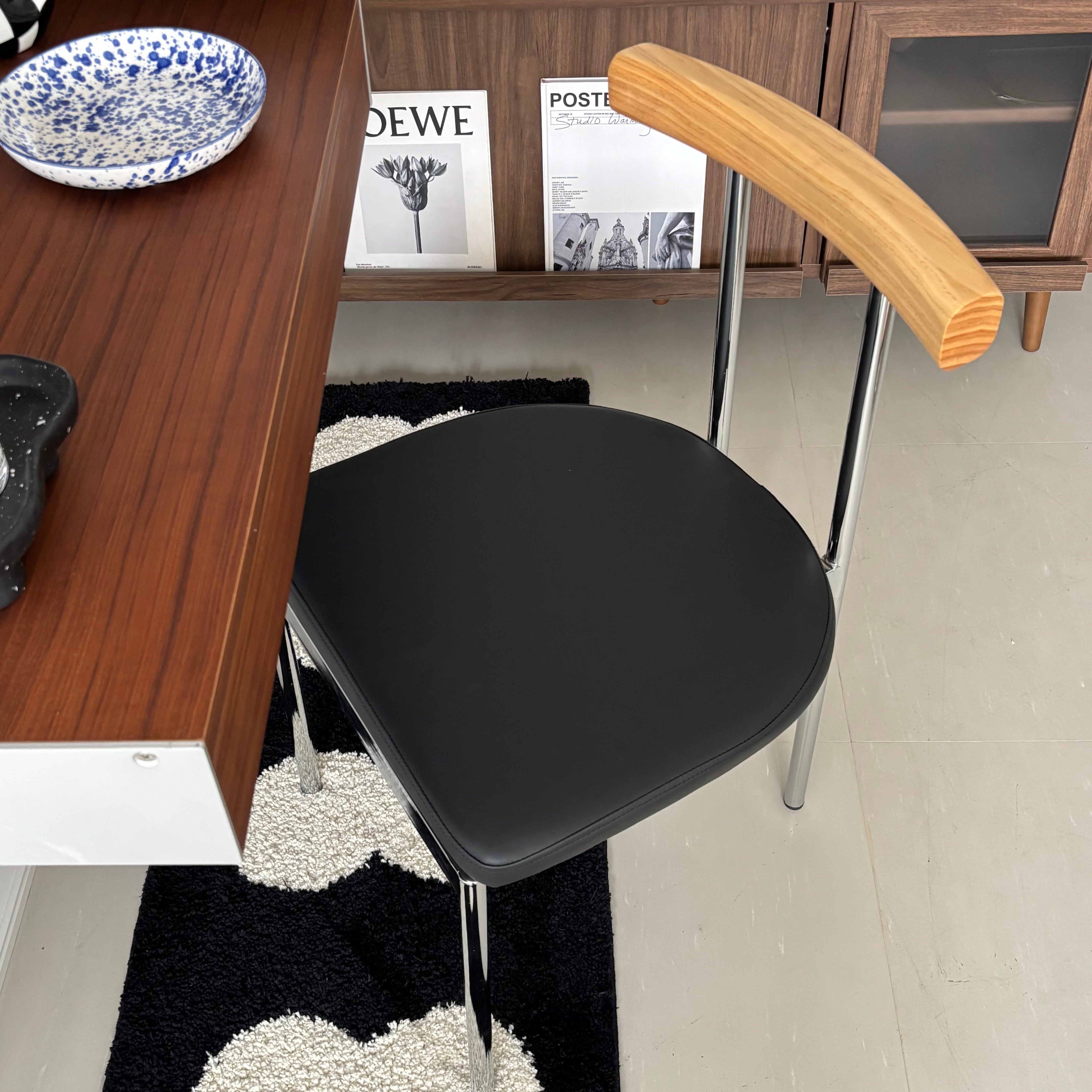 C51 United stainless chair