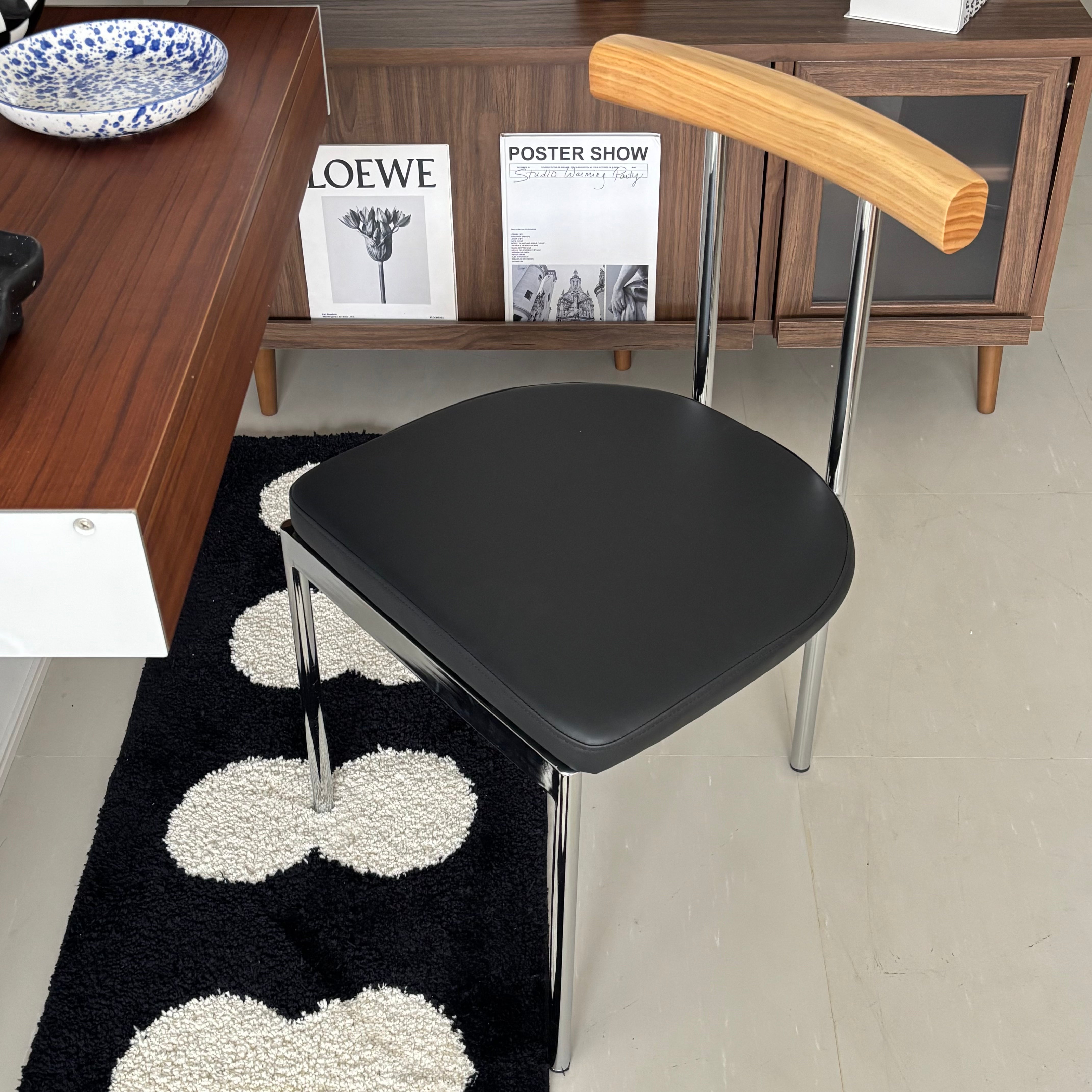 C51 United stainless chair