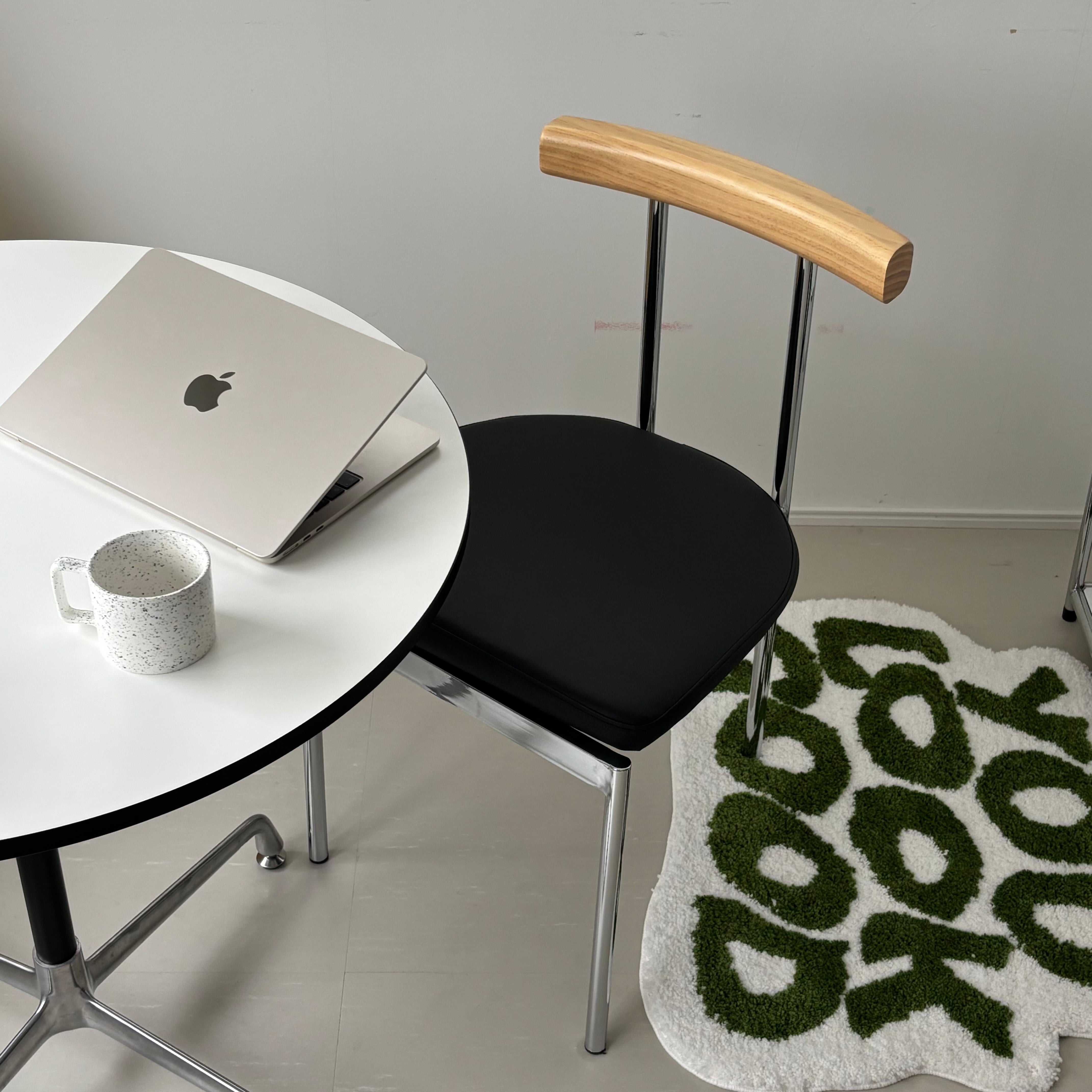 C51 United stainless chair