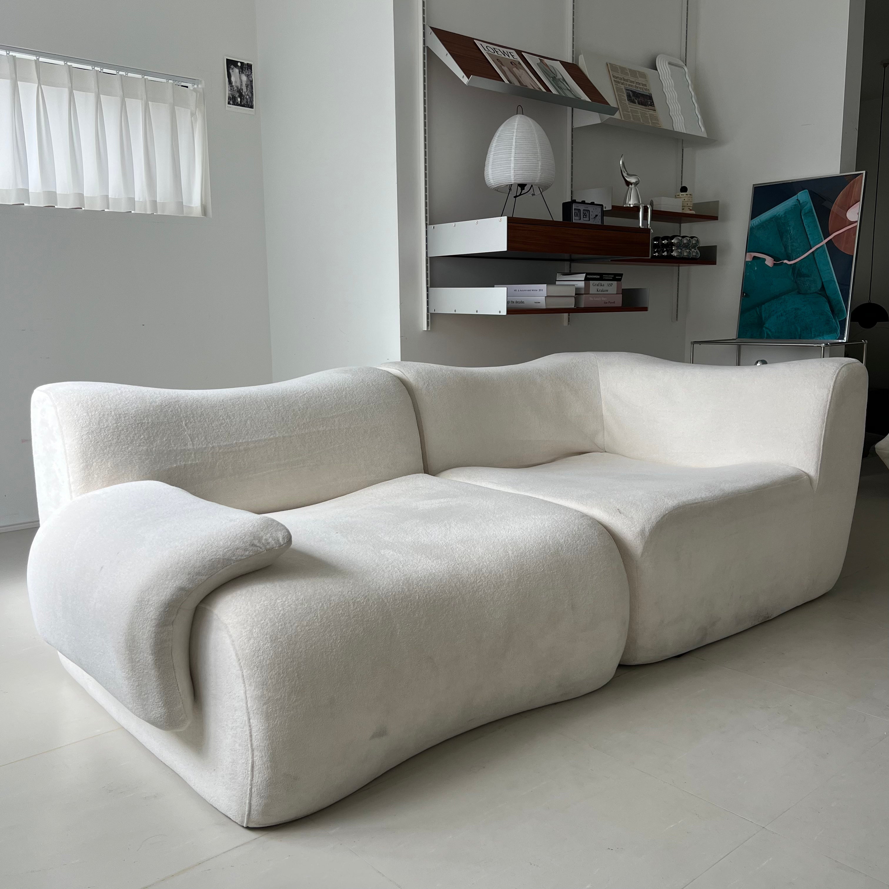 Smooth modular sofa
