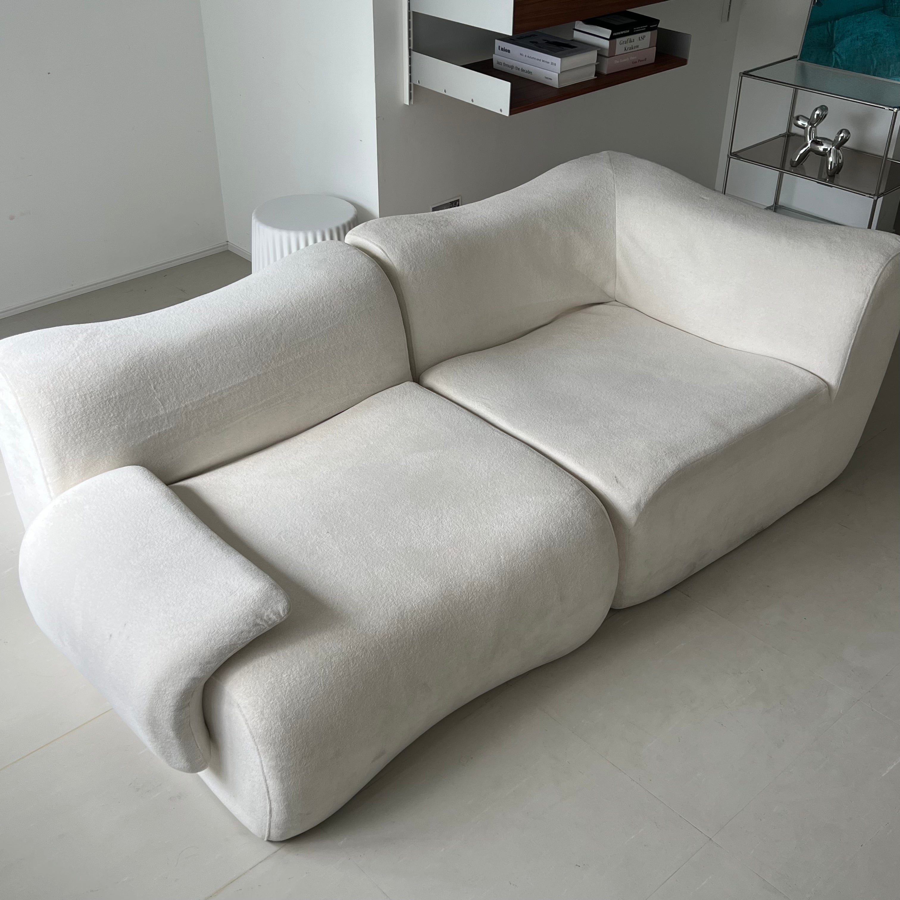 Smooth modular sofa