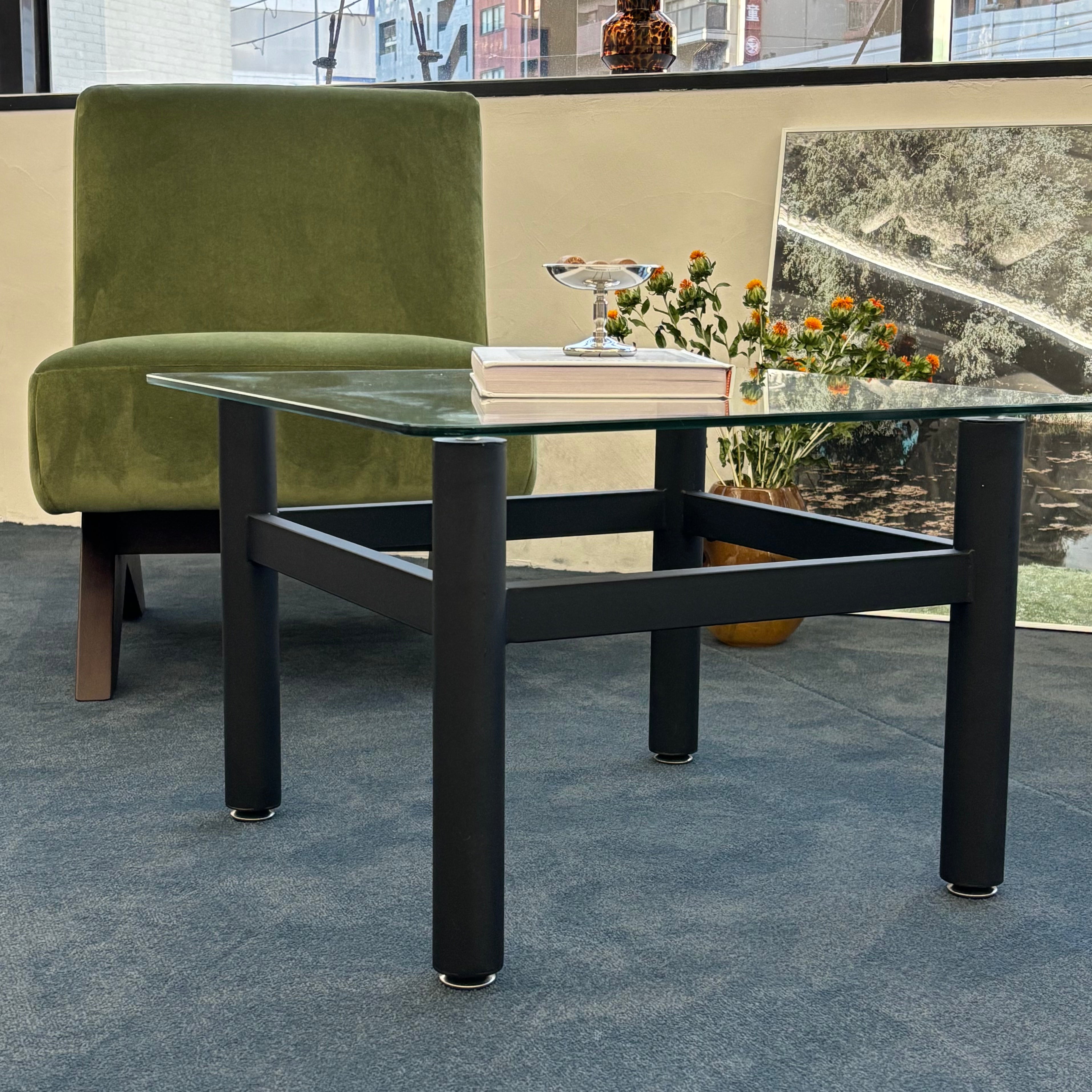 Squareglass low table