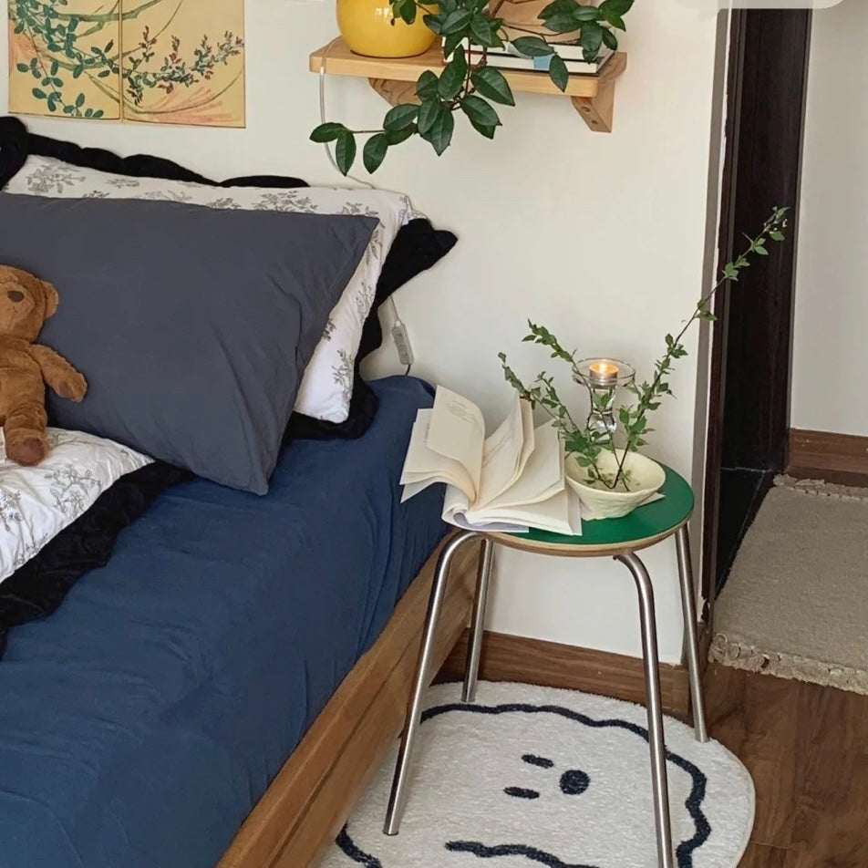 C46 Retro circle stool