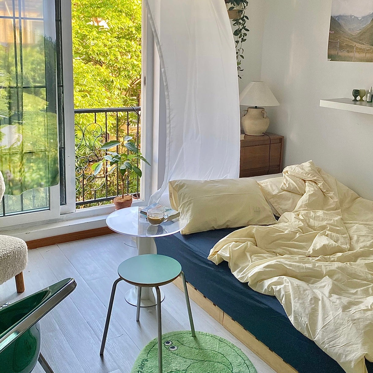 C46 Retro circle stool