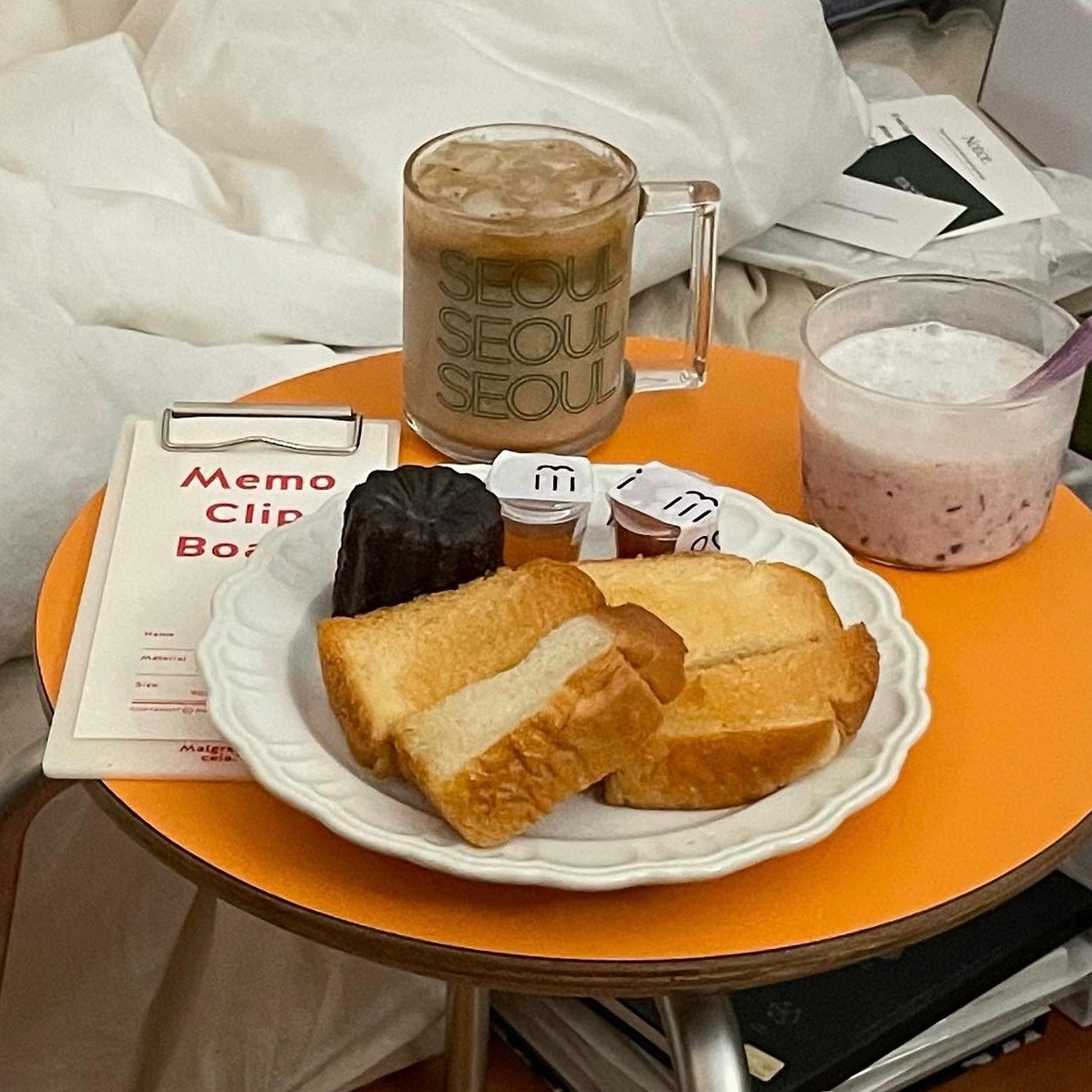 C46 Retro circle stool