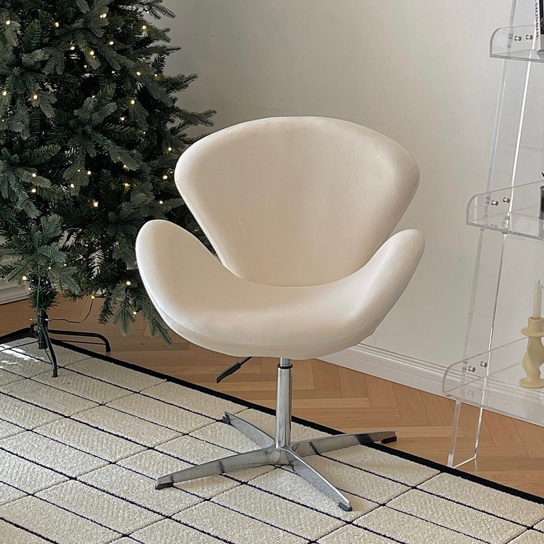 C47 White round chair