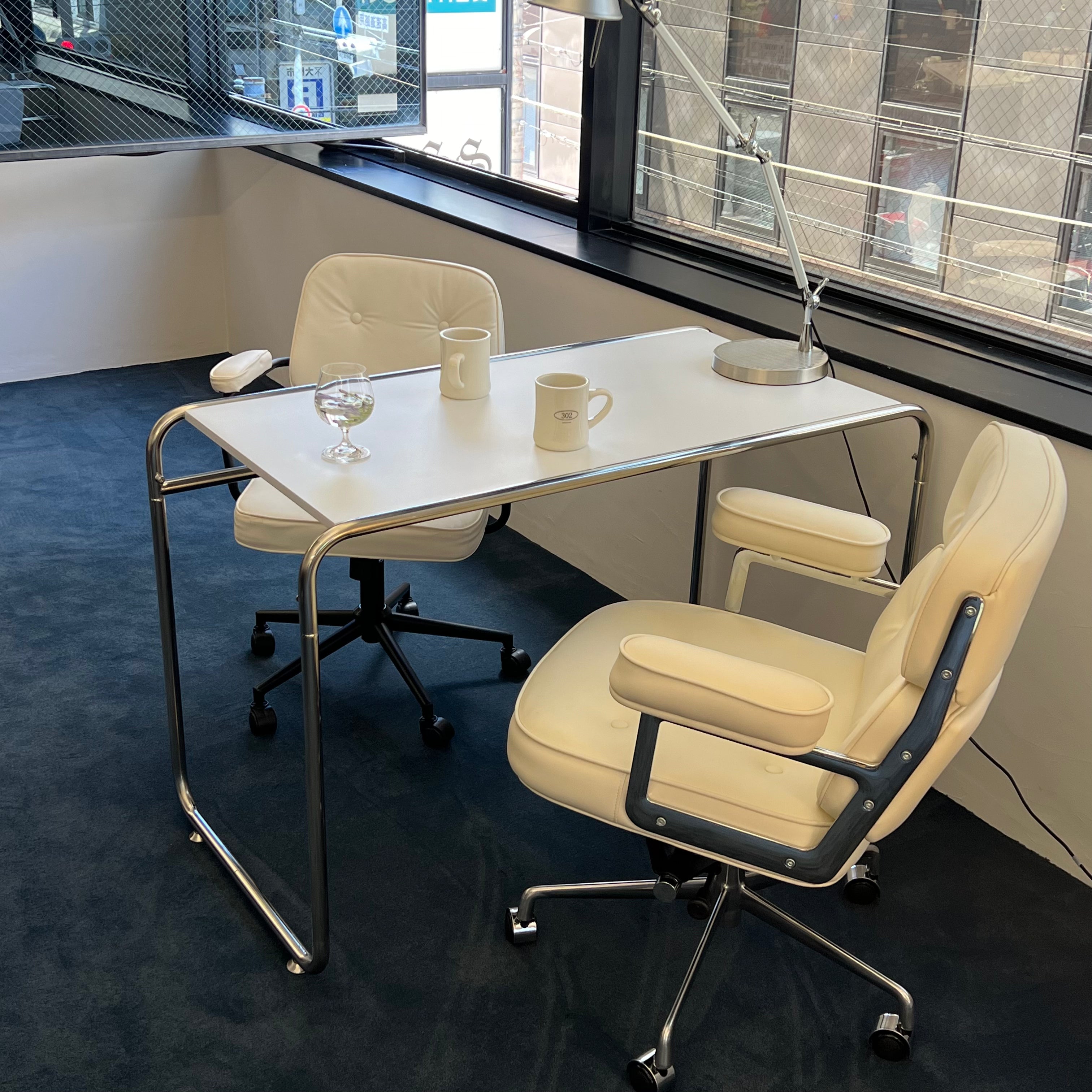 C59 Waffle desk chair