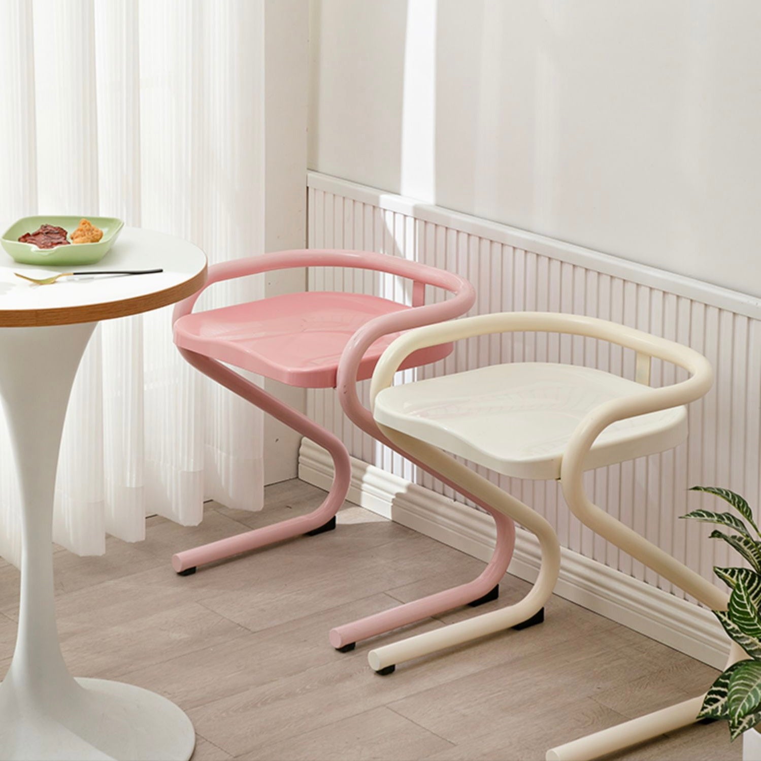 C39 Colorful Multi Chair