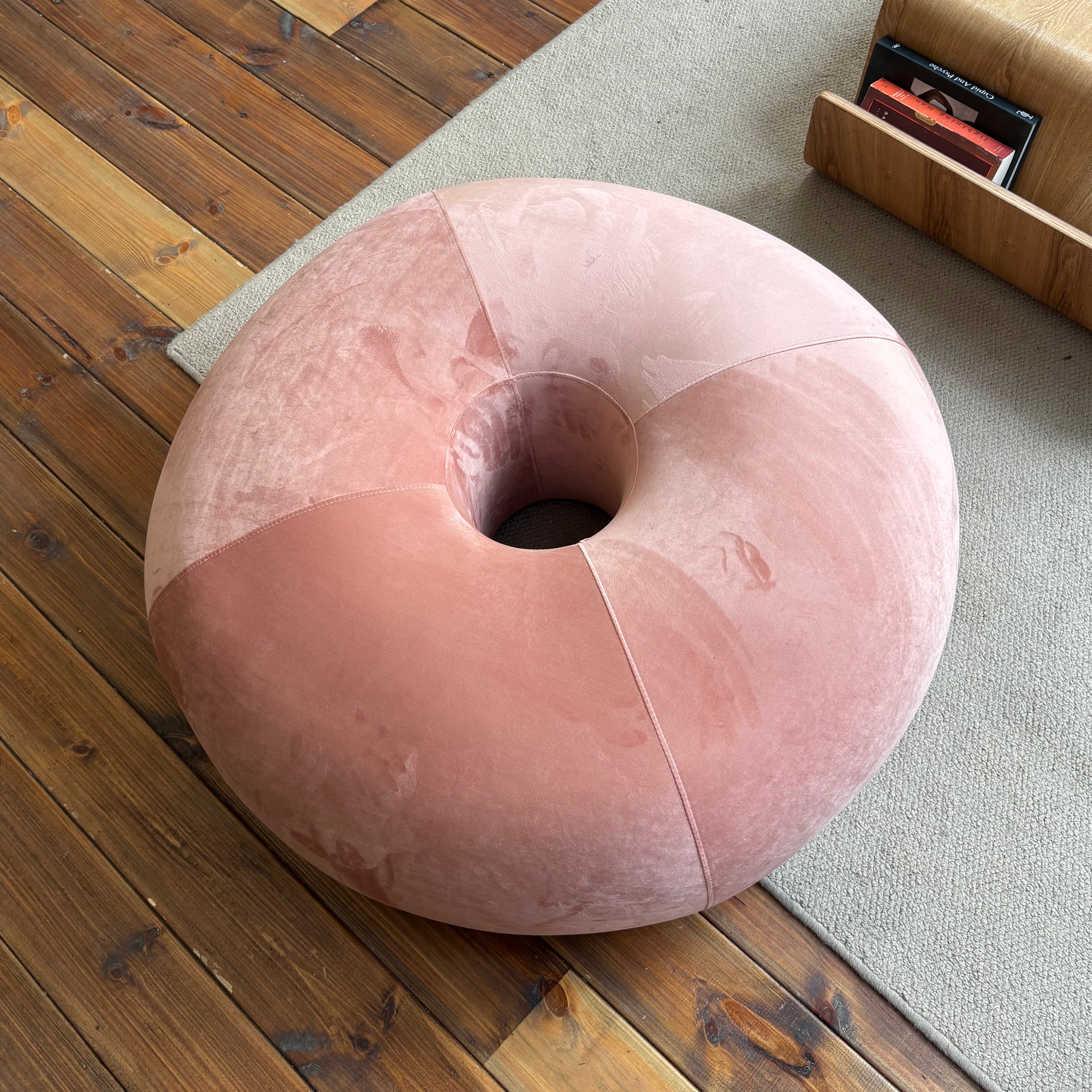 Donut sofa