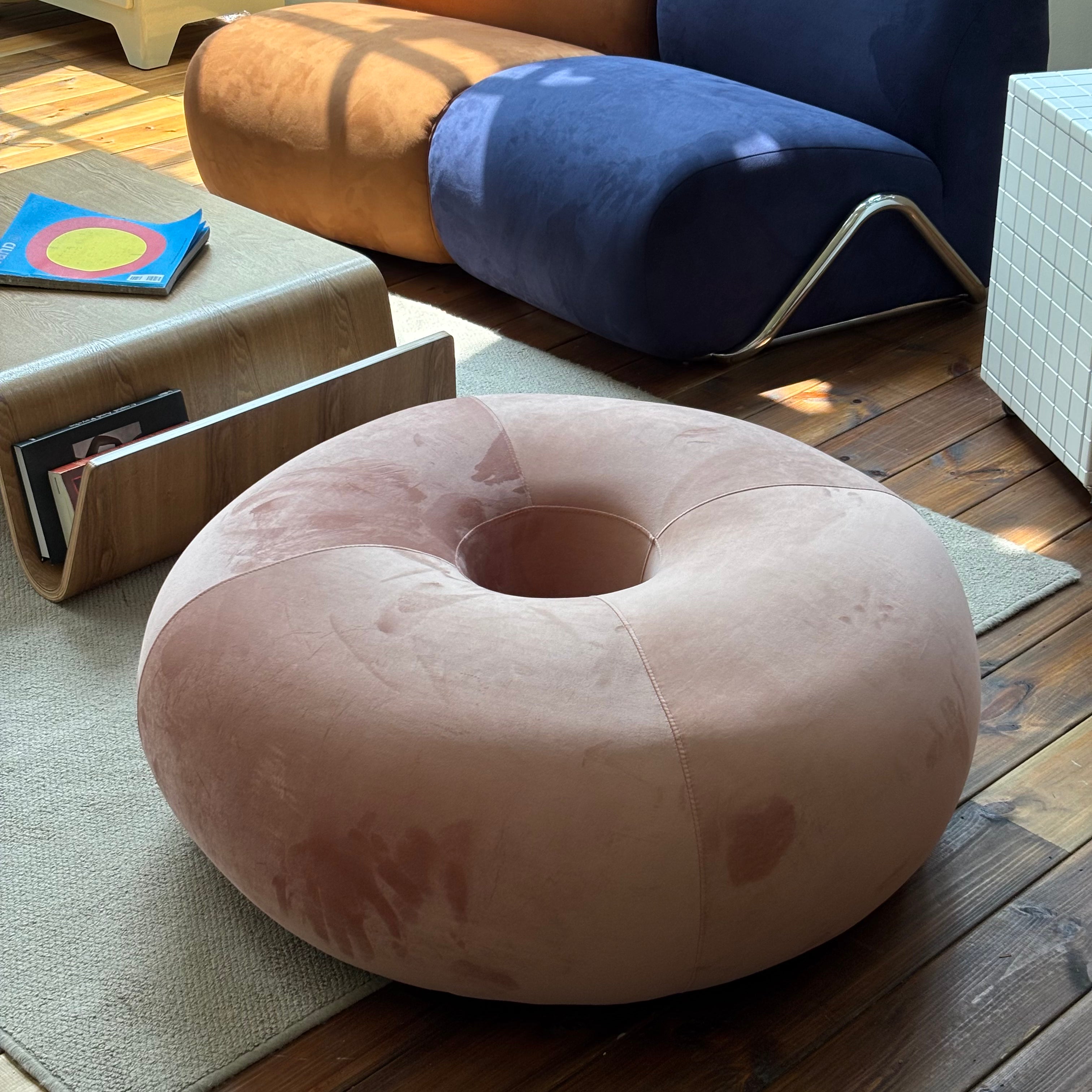 Donut sofa