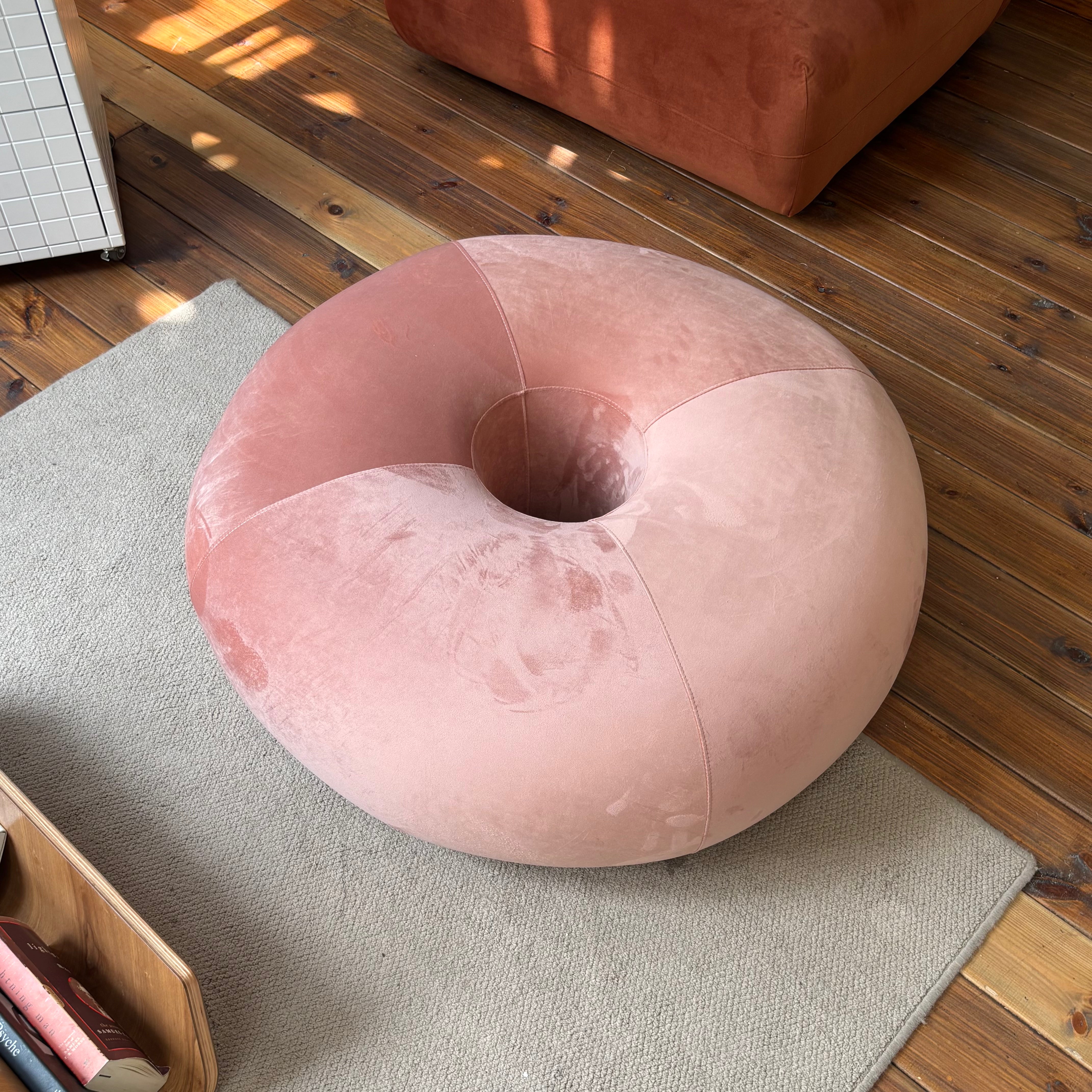 Donut sofa
