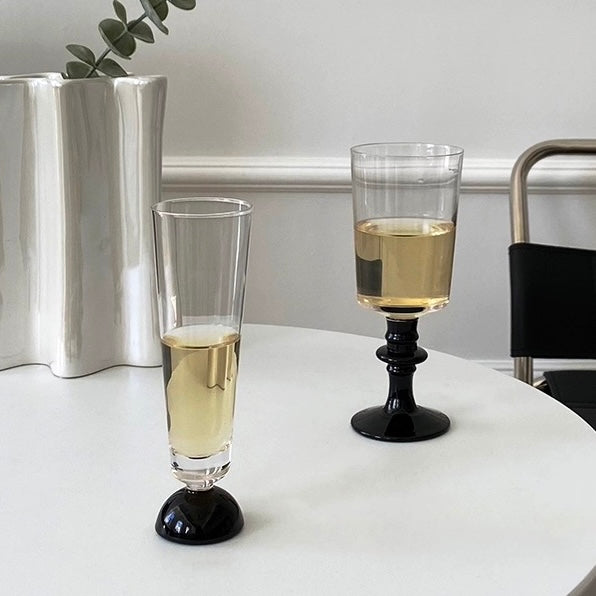 Black point glass