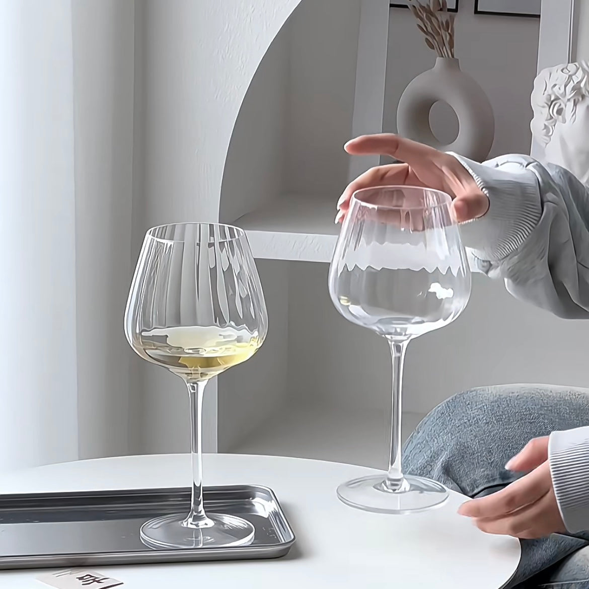 Balloon wine glass