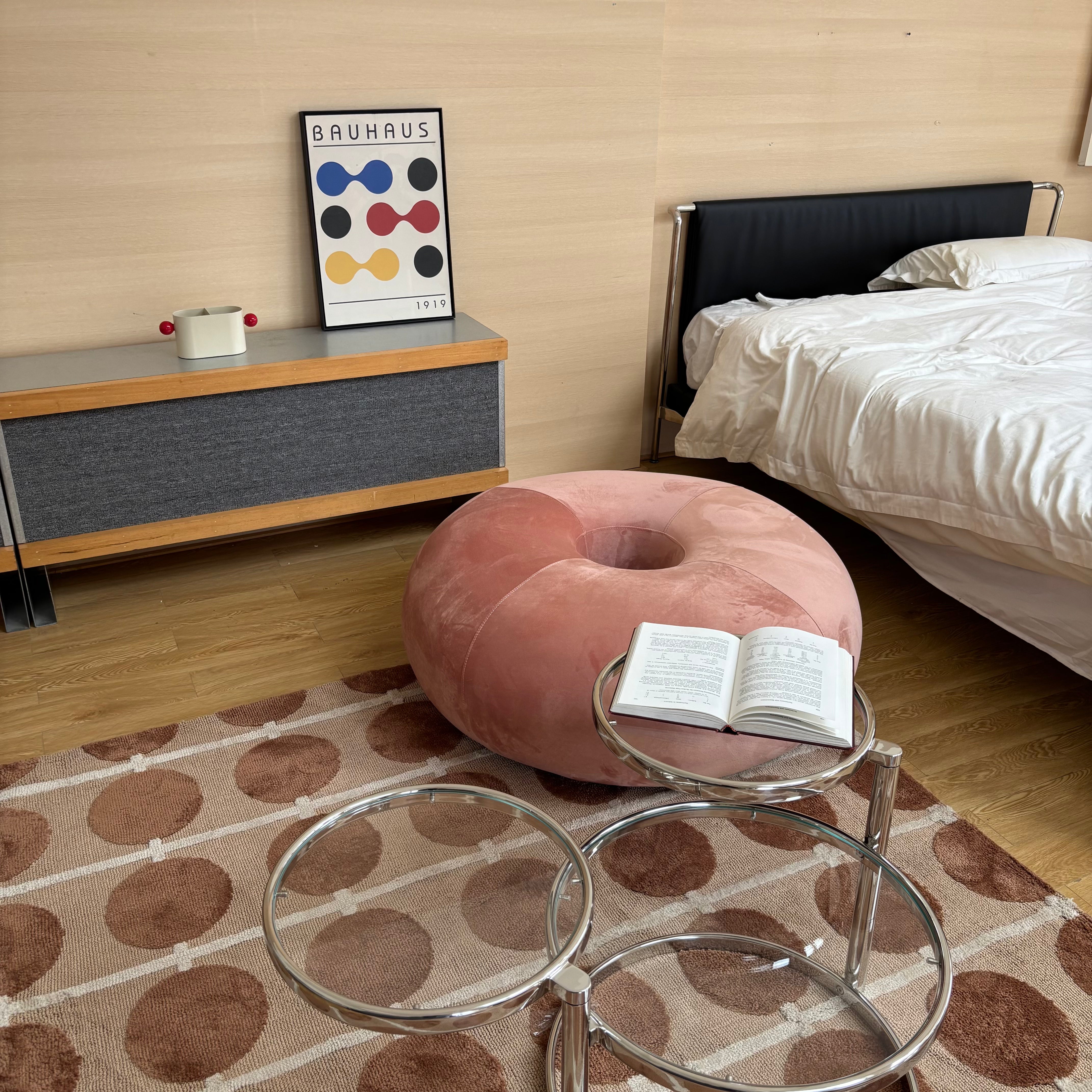 Donut sofa