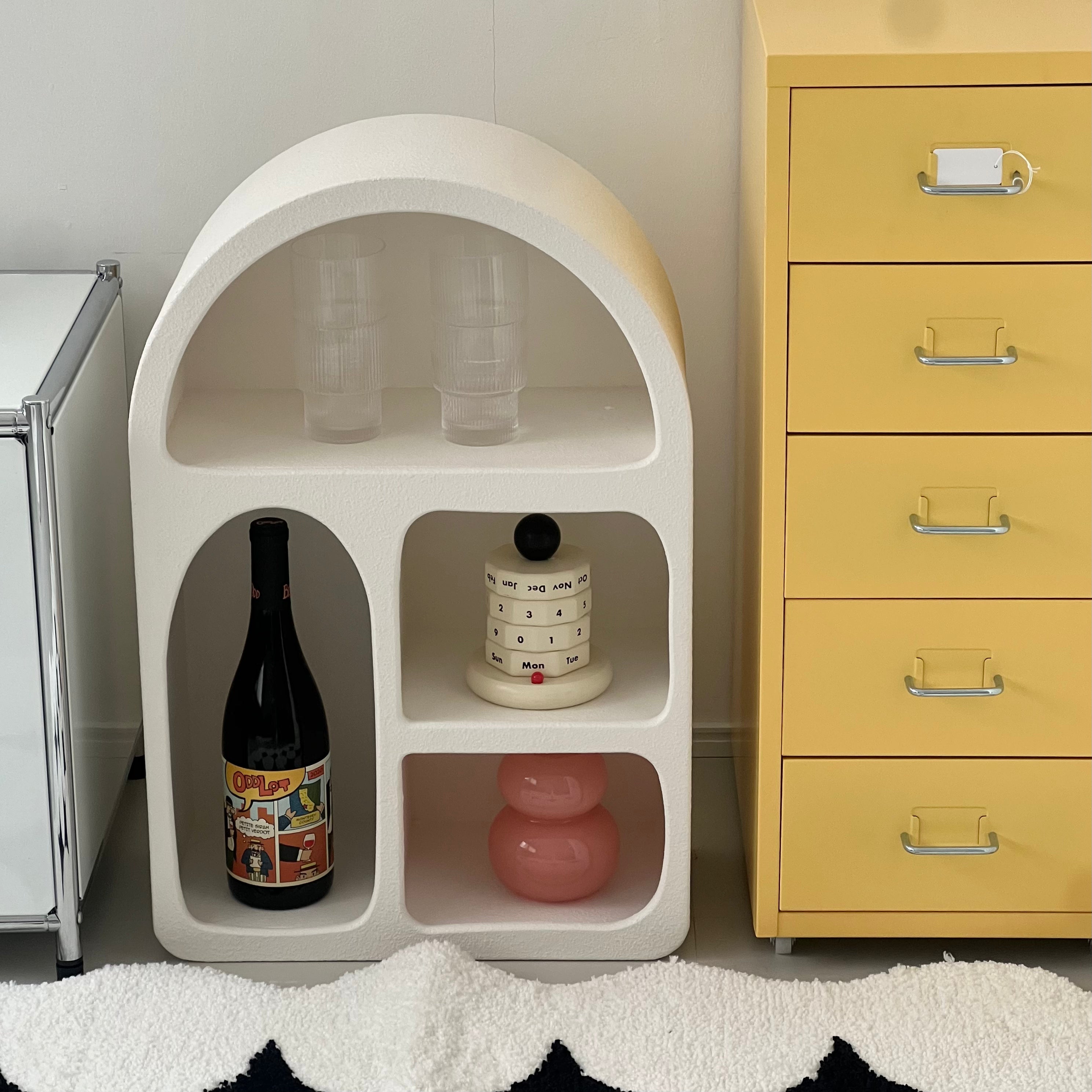 D13 Cave storage box