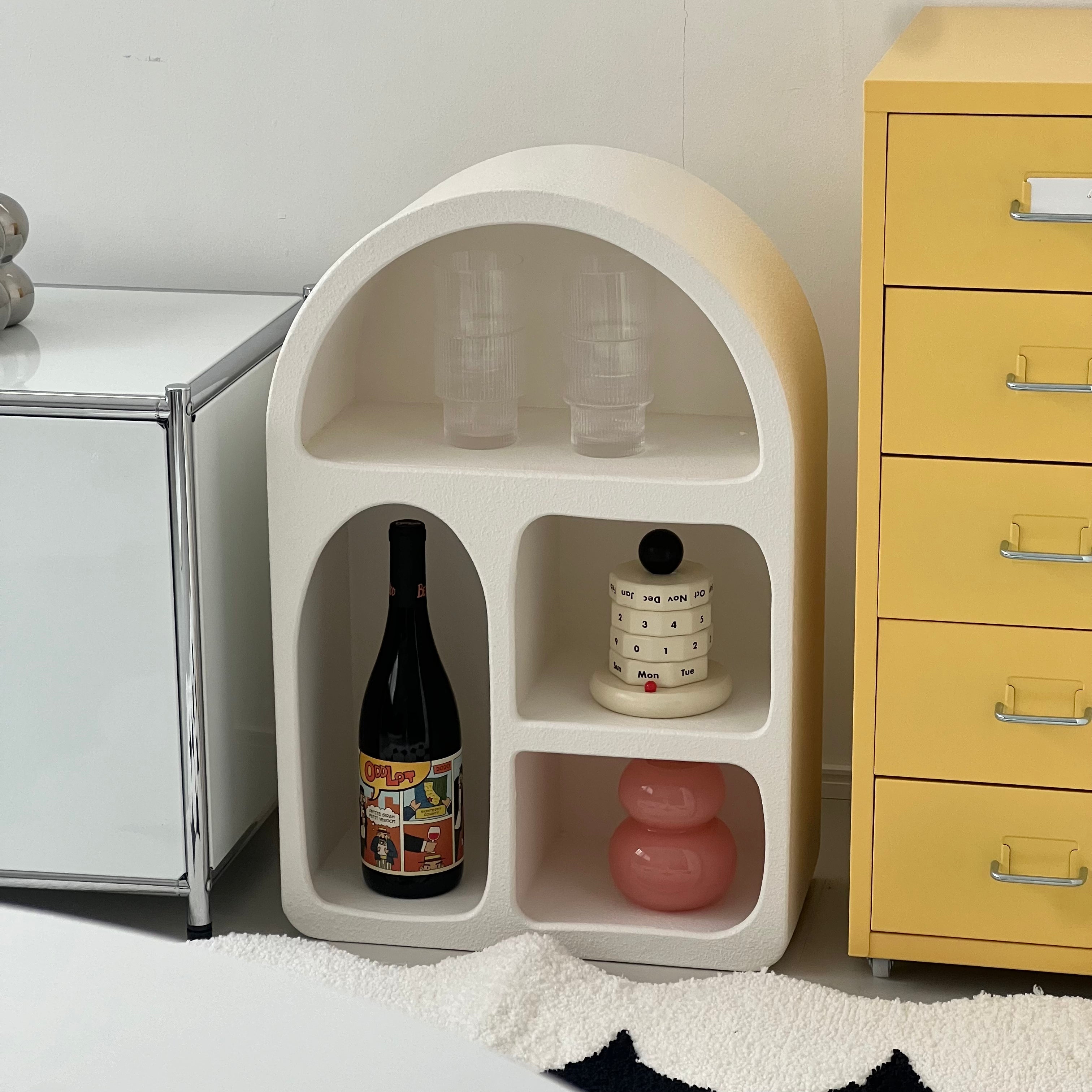 D13 Cave storage box