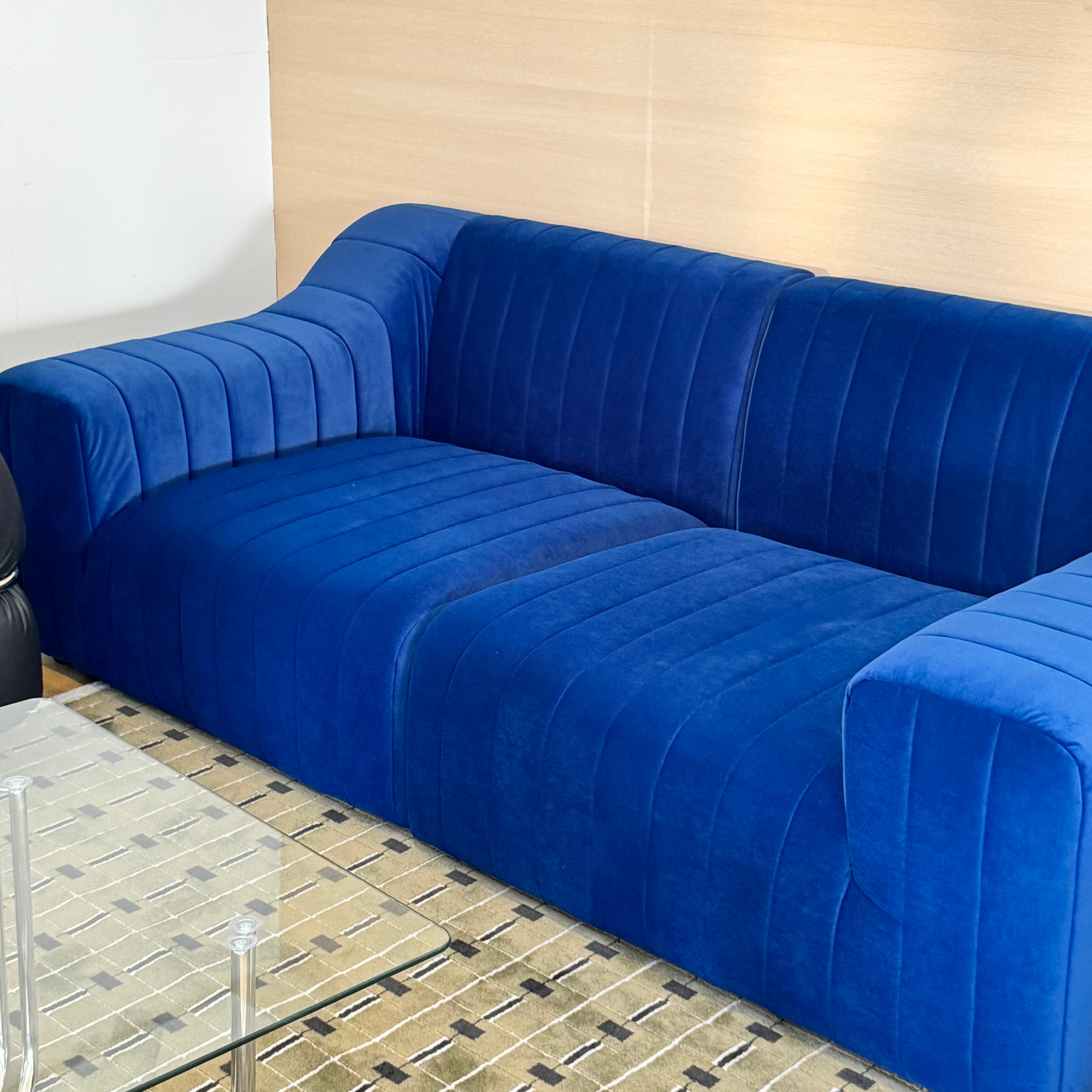 Veluto line sofa