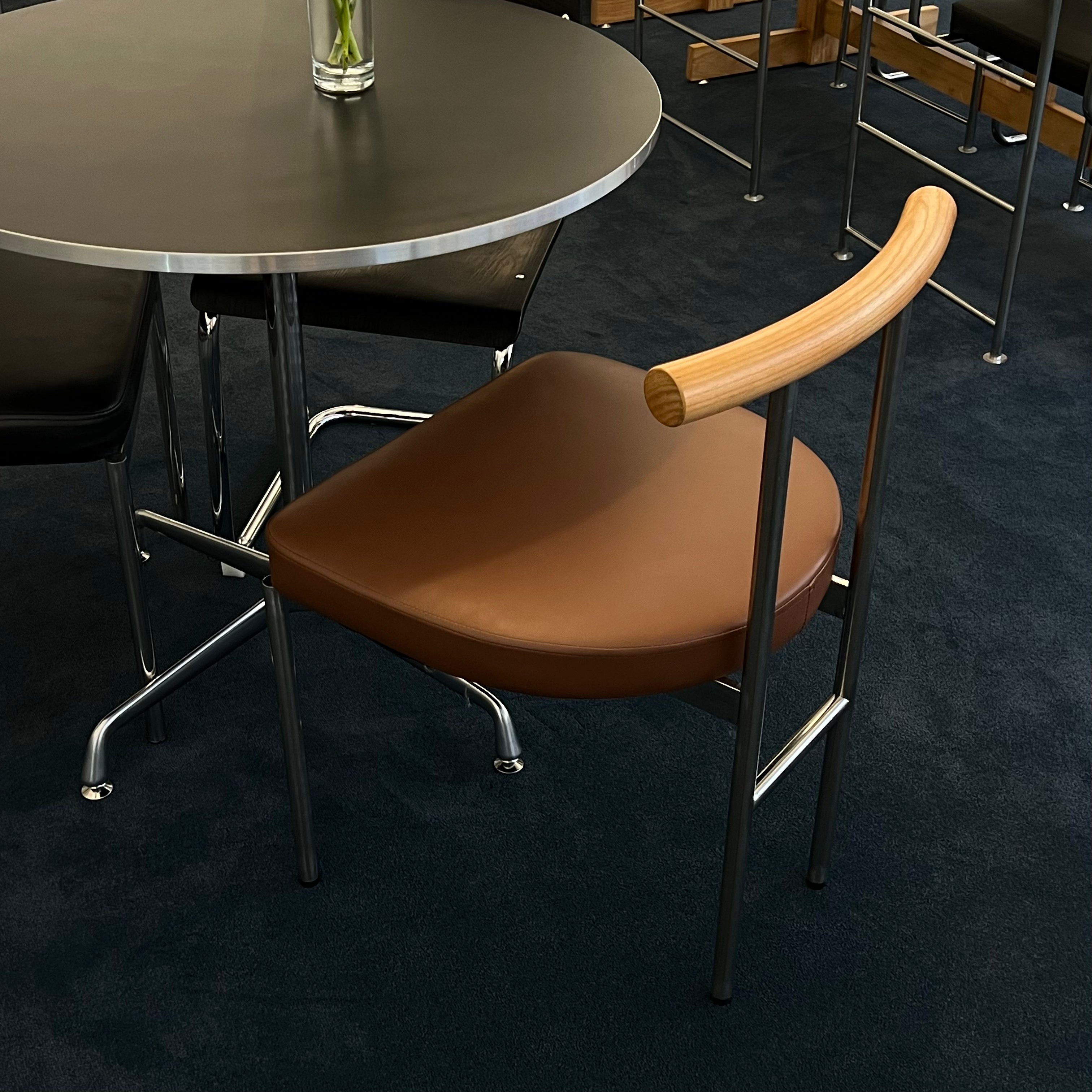 C51 United stainless chair