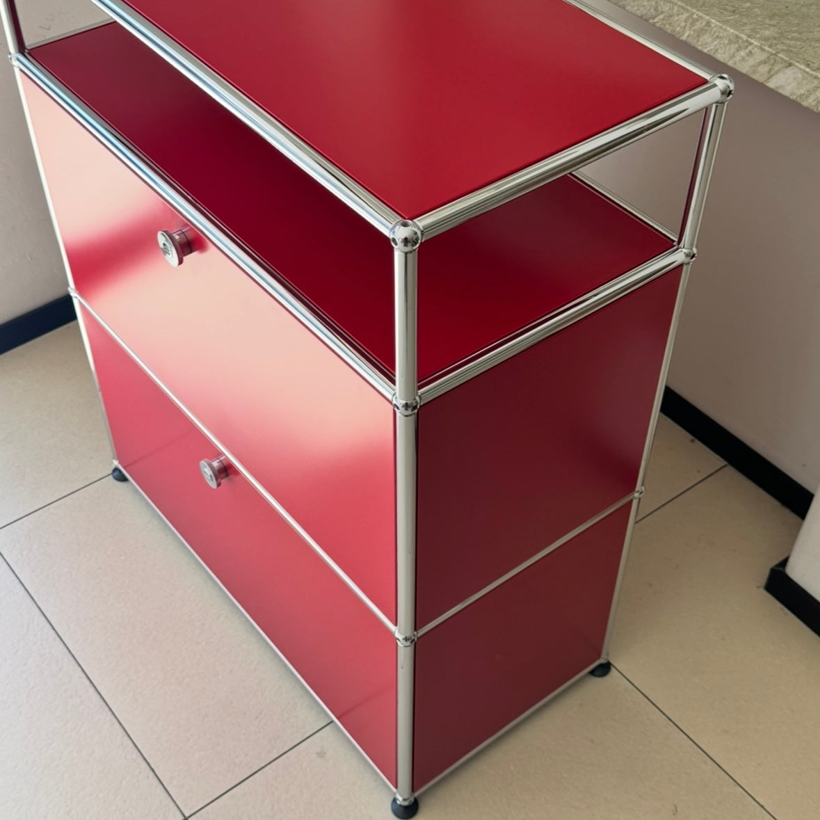 Custom module lock rack