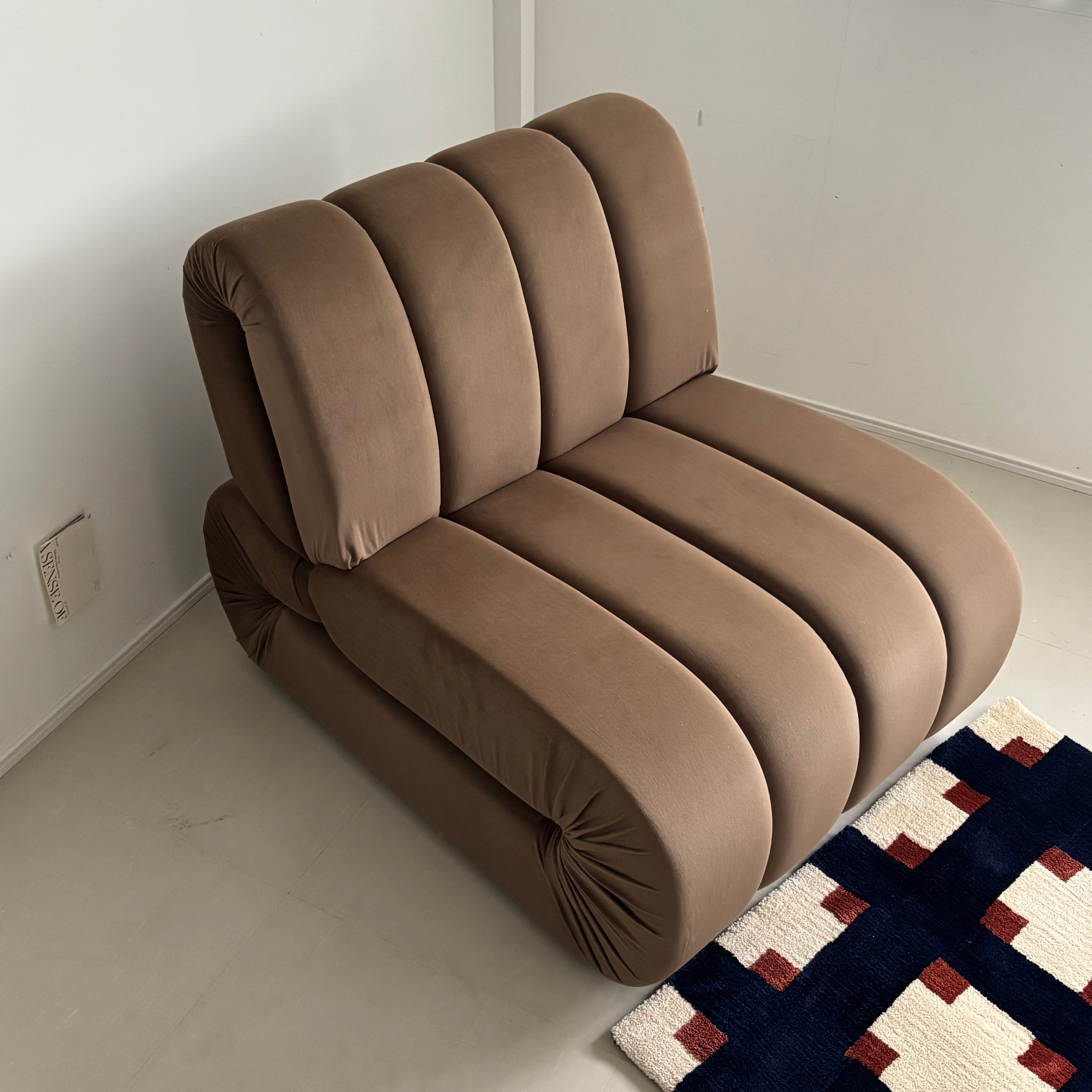 Puff rib sofa