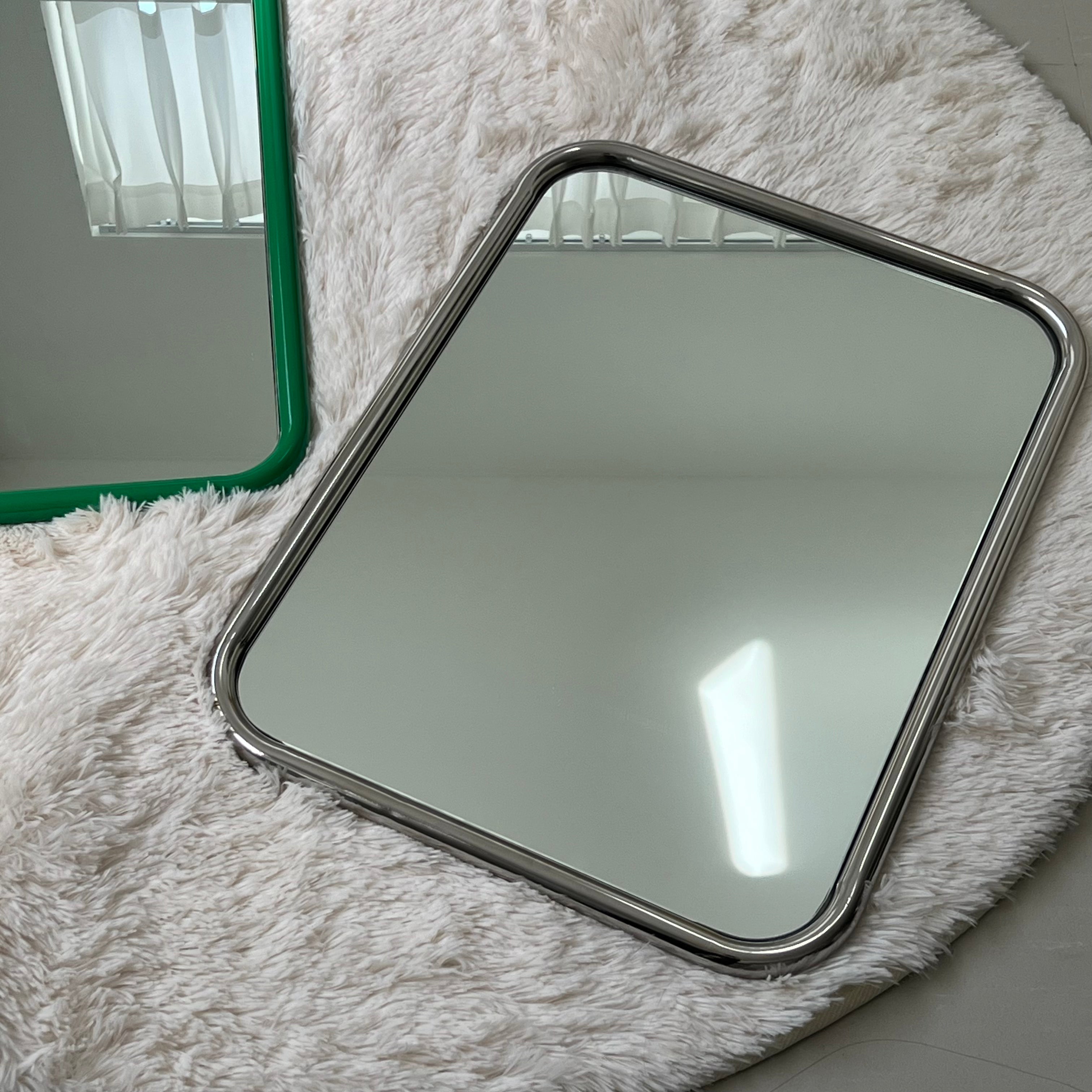 Aty mirror 010