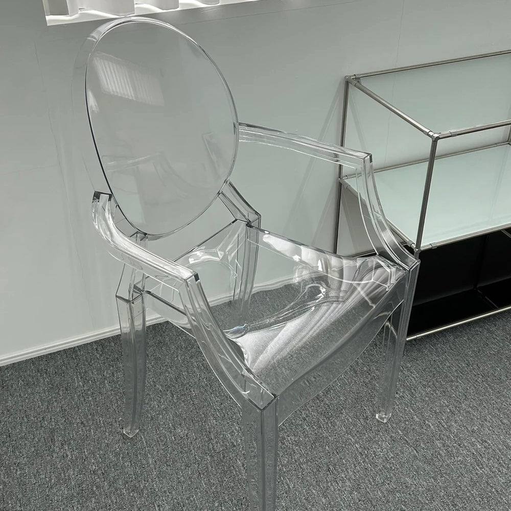 C18 クリアダイニングチェア
